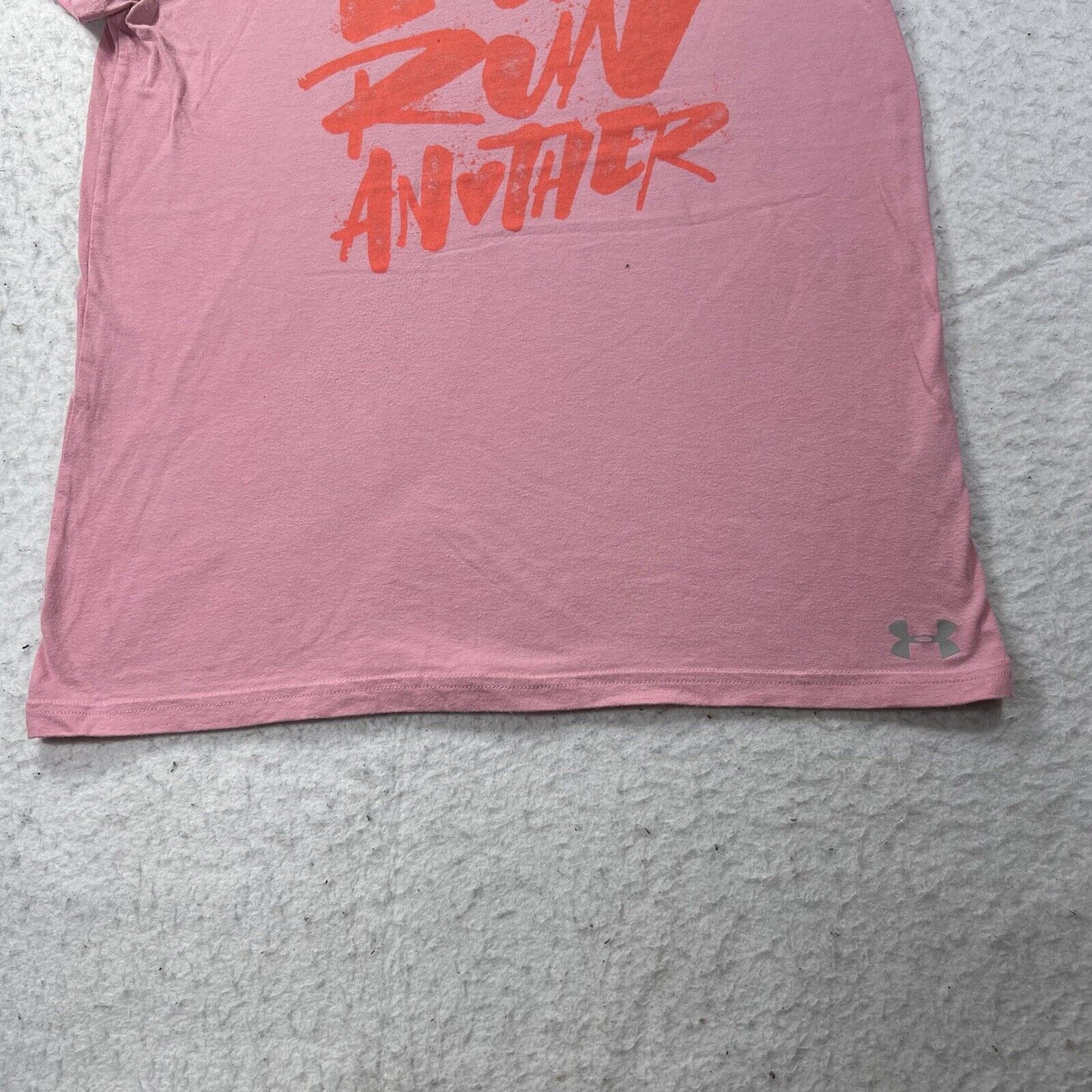 Under Armour Under Armour Medium Running Pink Love Run Graphic T Shirt Size M / US 6-8 / IT 42-44 - 7 Thumbnail