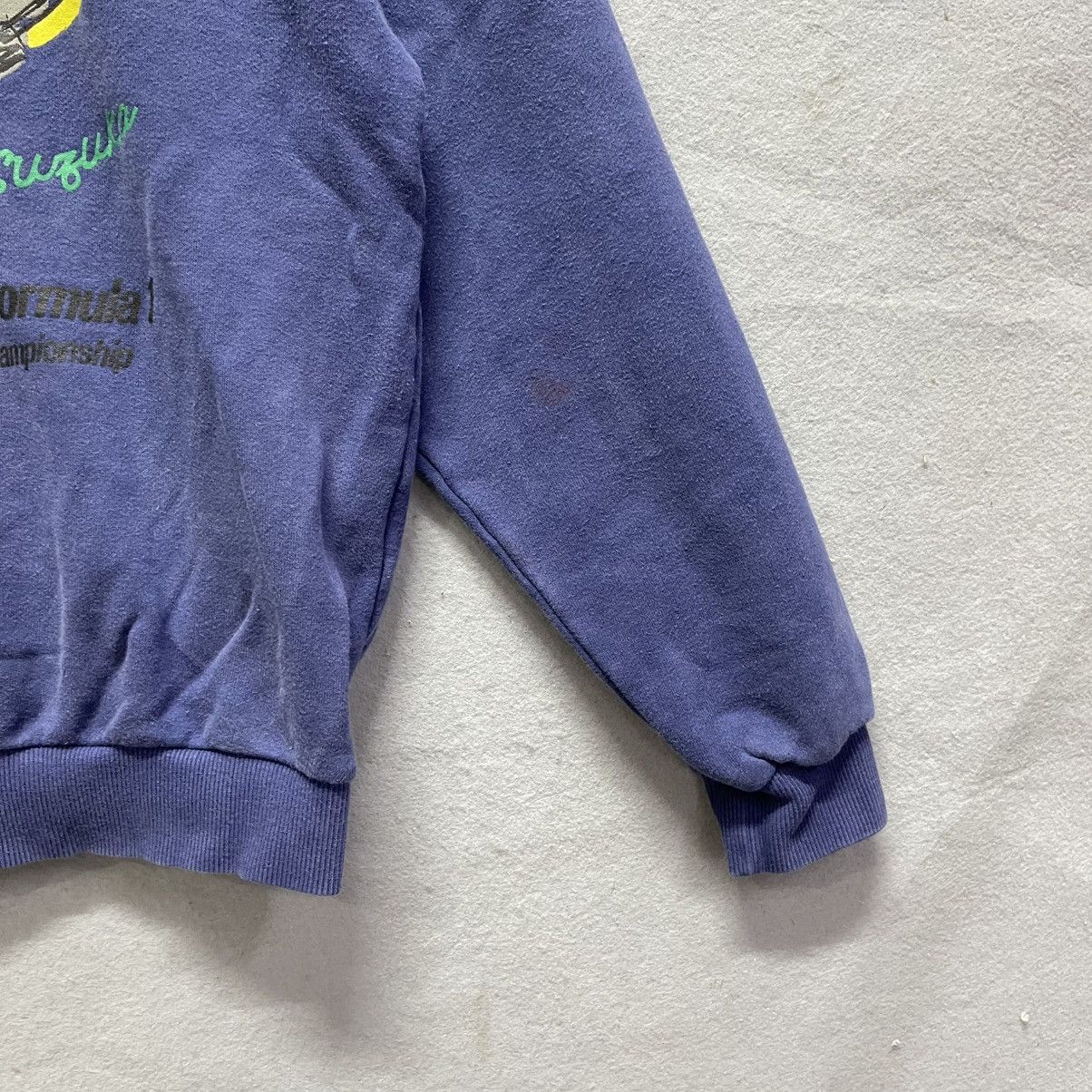 Formula 1 Vintage Benetton Formula 1 “Forza!” Sweatshirt (1990s) Size US M / EU 48-50 / 2 - 3 Thumbnail