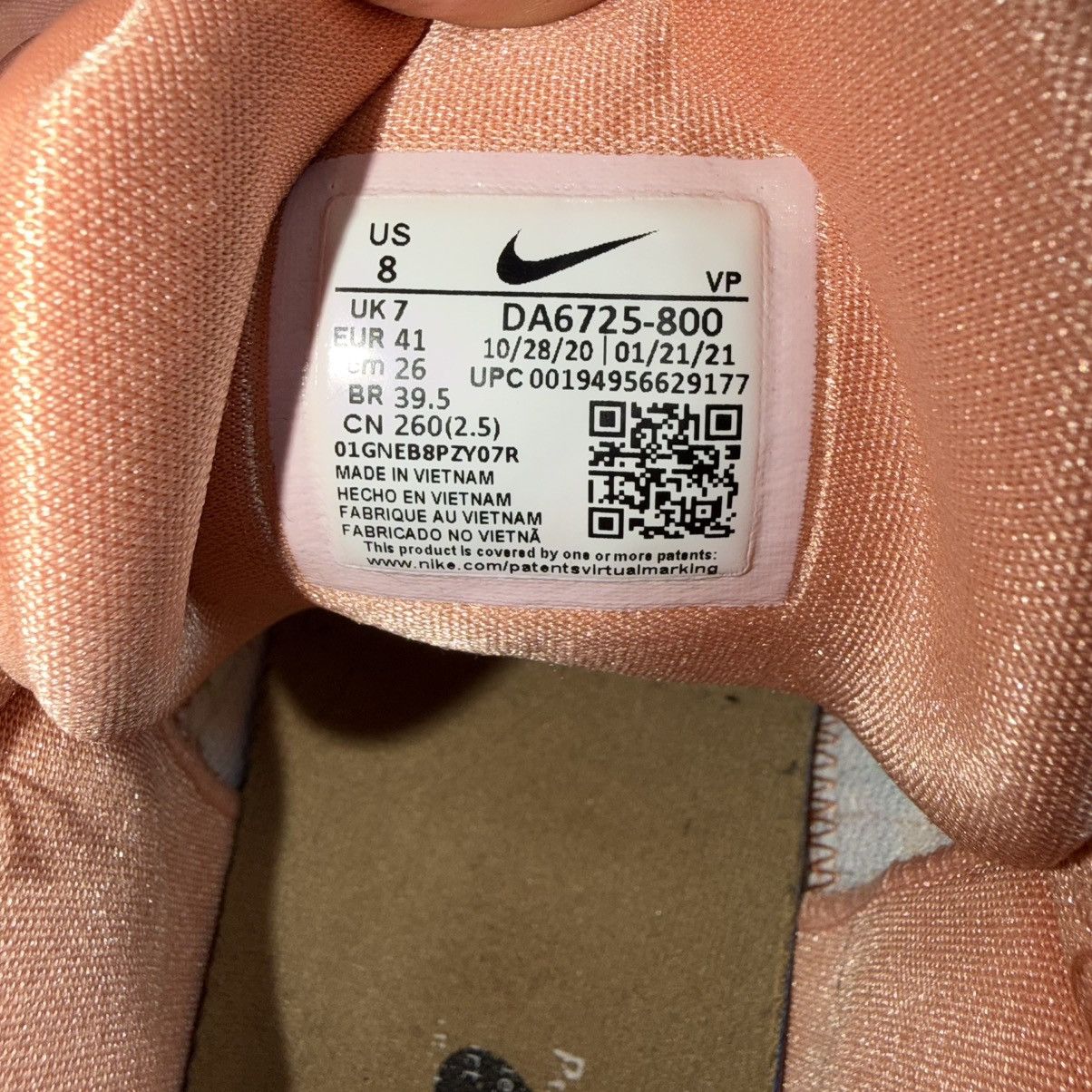 Nike Nike Cosmic Unity Pomegranate Apricot Agate size 8 Size US 8 / EU 41 - 7 Thumbnail