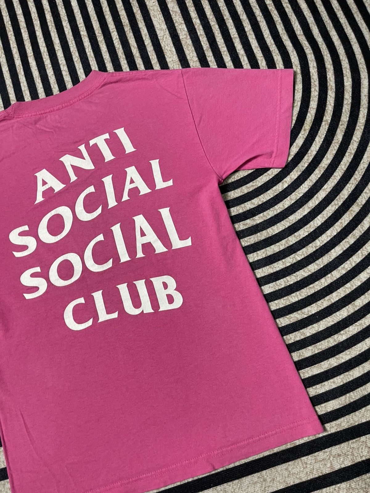Anti Social Social Club OG STYLE ANTI SOCIAL SOCIAL CLUB BIG SPELL OUT SHIRT Size US S / EU 44-46 / 1 - 9 Thumbnail