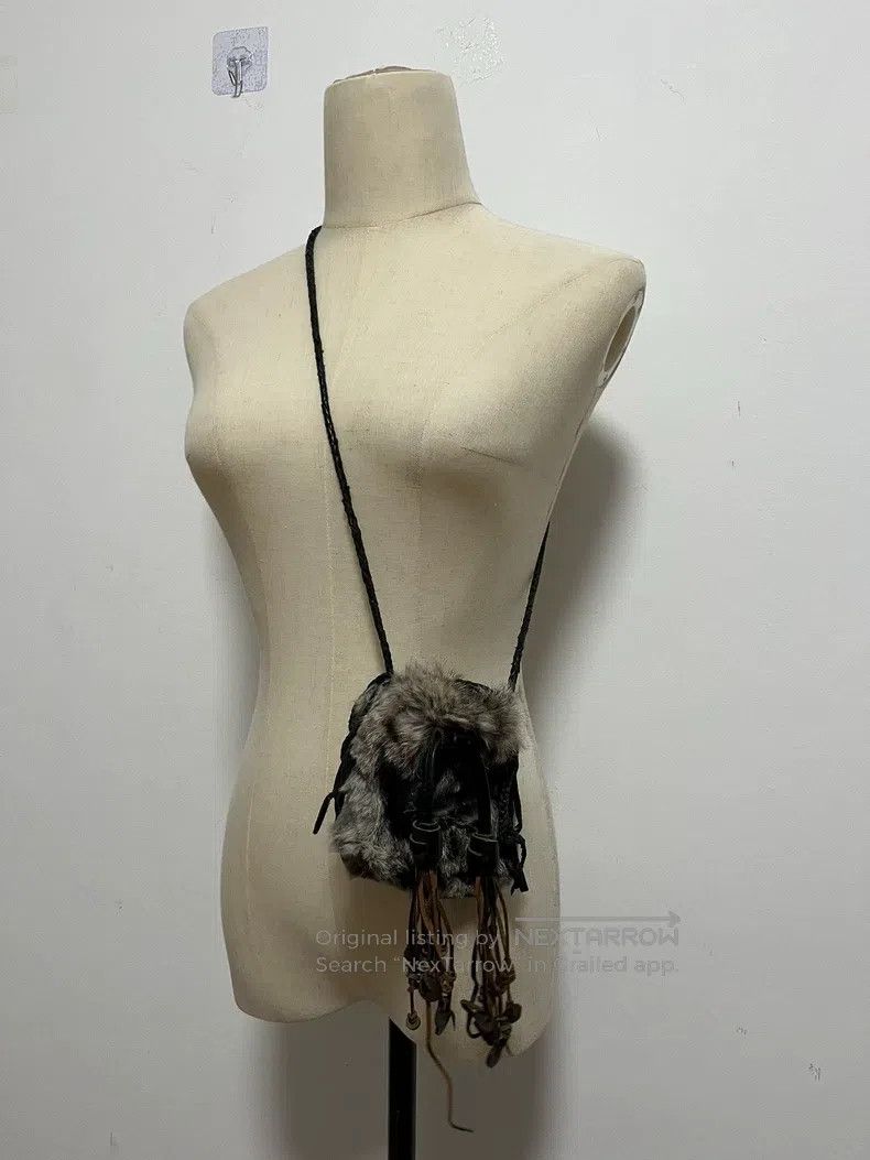 Japanese Brand Japanese Brand Henry beguelin Furry Mini Drawstring Bag Size ONE SIZE - 2 Thumbnail