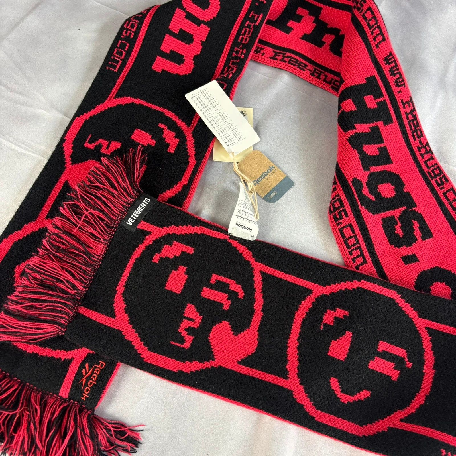 Vetements Vetements free hugs scarf Size ONE SIZE - 4 Thumbnail