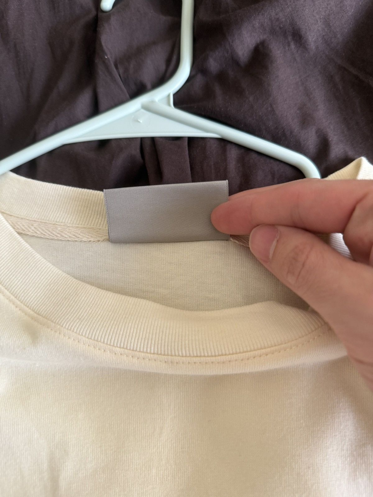 Essentials Essentials FOG Cream Box Logo T-shirt Size US M / EU 48-50 / 2 - 3 Thumbnail