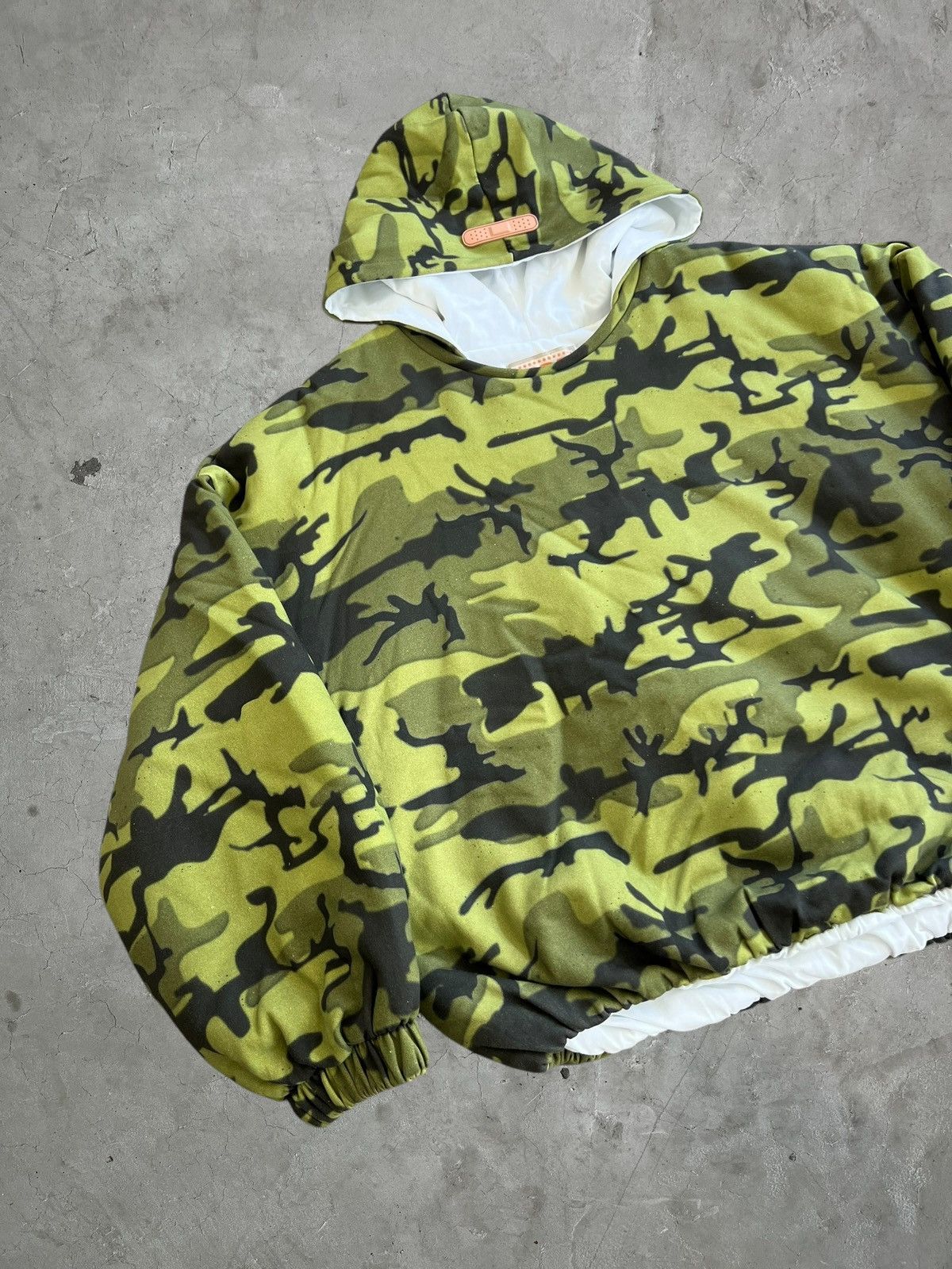 PDF PDF Channel Camo Puffer Hoodie Size US L / EU 52-54 / 3 - 5 Thumbnail