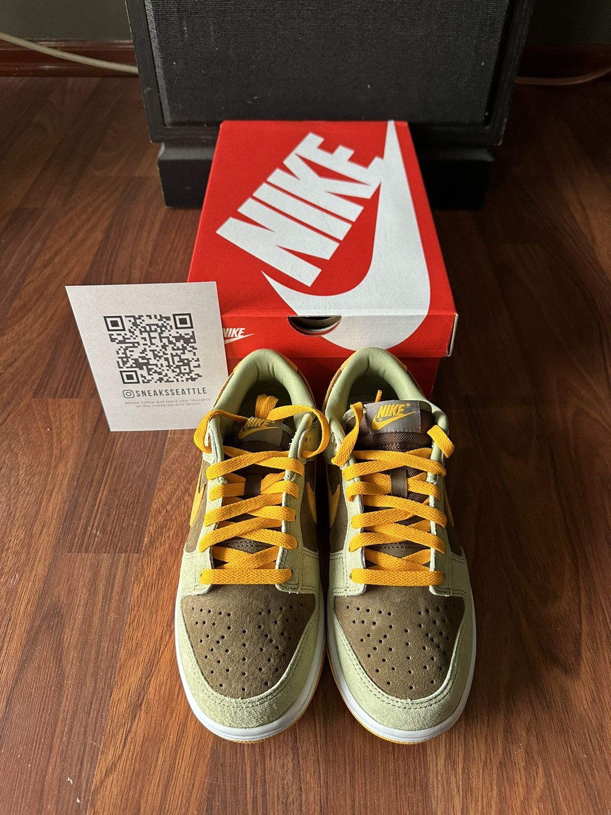 Nike Nike Dunk Low Dusty Olive (2023) Size 6M/7.5W DH5360-300 Size US 6 / EU 39 - 3 Thumbnail
