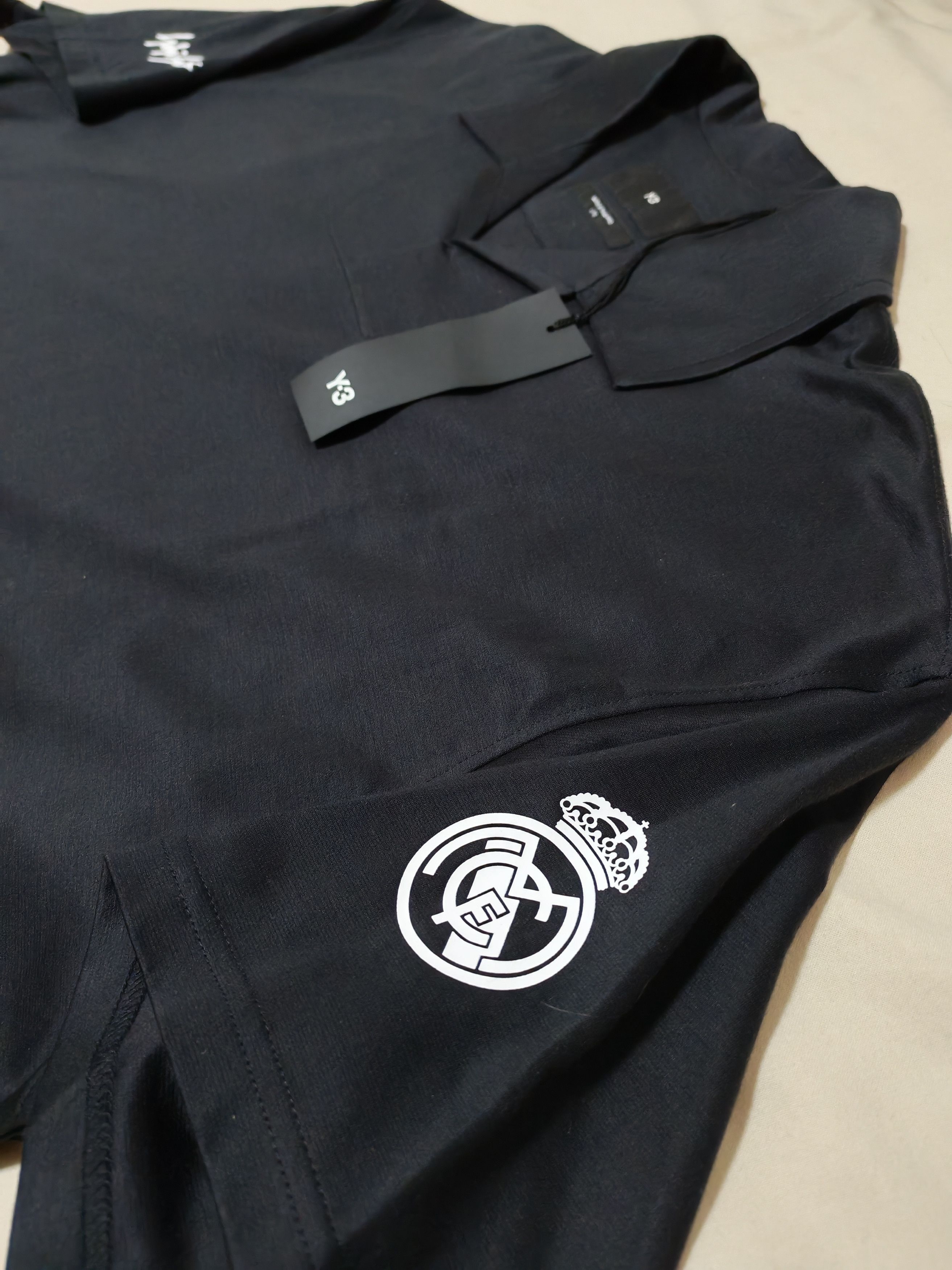 Y-3 Adidas Y-3 x Real Madrid Short Sleeve Polo Black IT3718 (L) Size US L / EU 52-54 / 3 - 2 Thumbnail