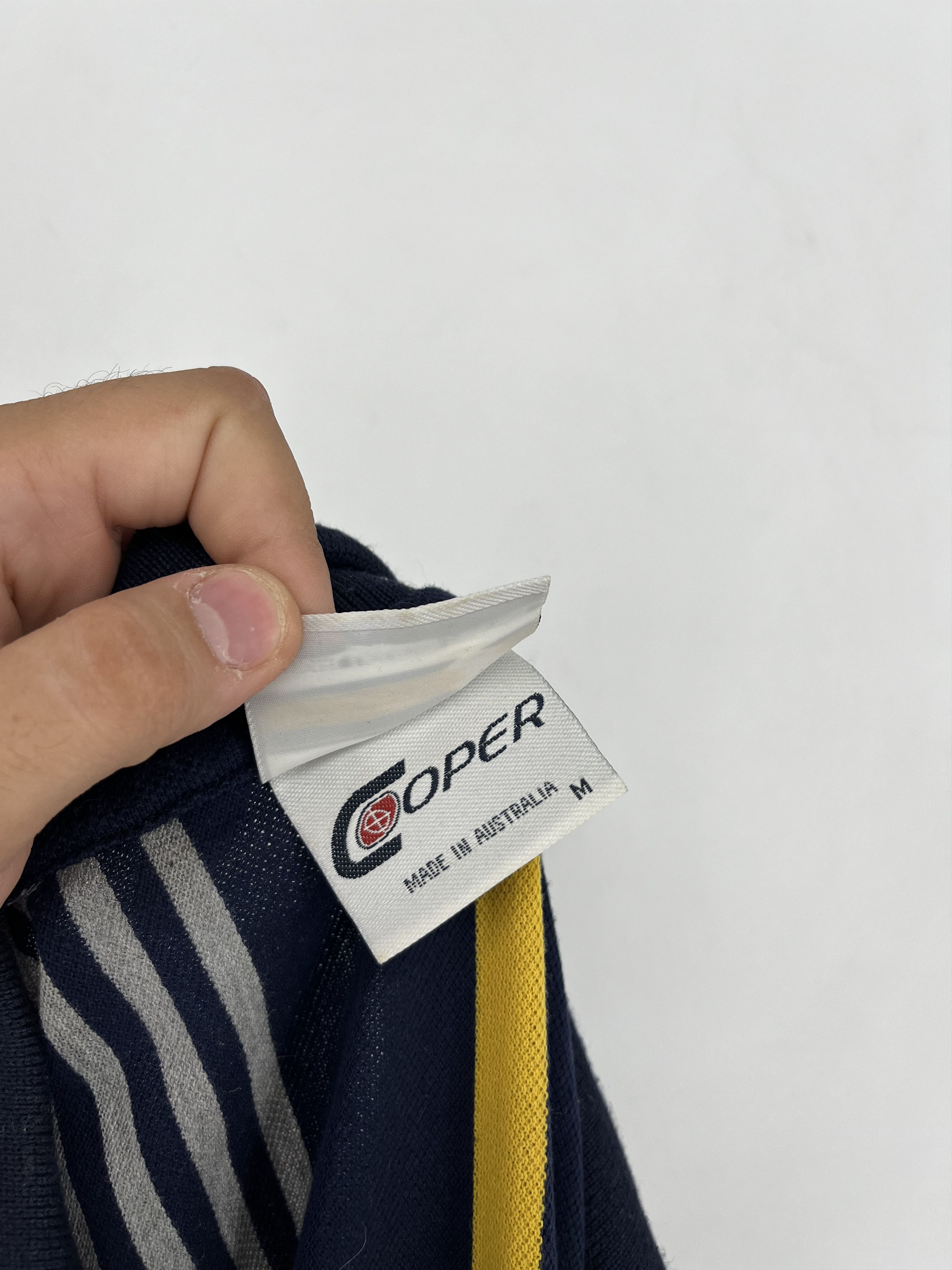 Vintage Vintage Coopers ACT Brumbies Licensed Super 12 Polo Shirt Size US M / EU 48-50 / 2 - 13 Thumbnail