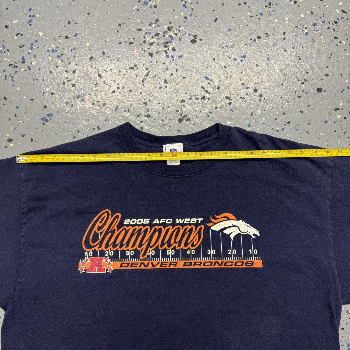 NFL Vintage Y2K 2005 NFL Denver Broncos AFC West Champions Shirt Size US XXL / EU 58 / 5 - 4 Thumbnail