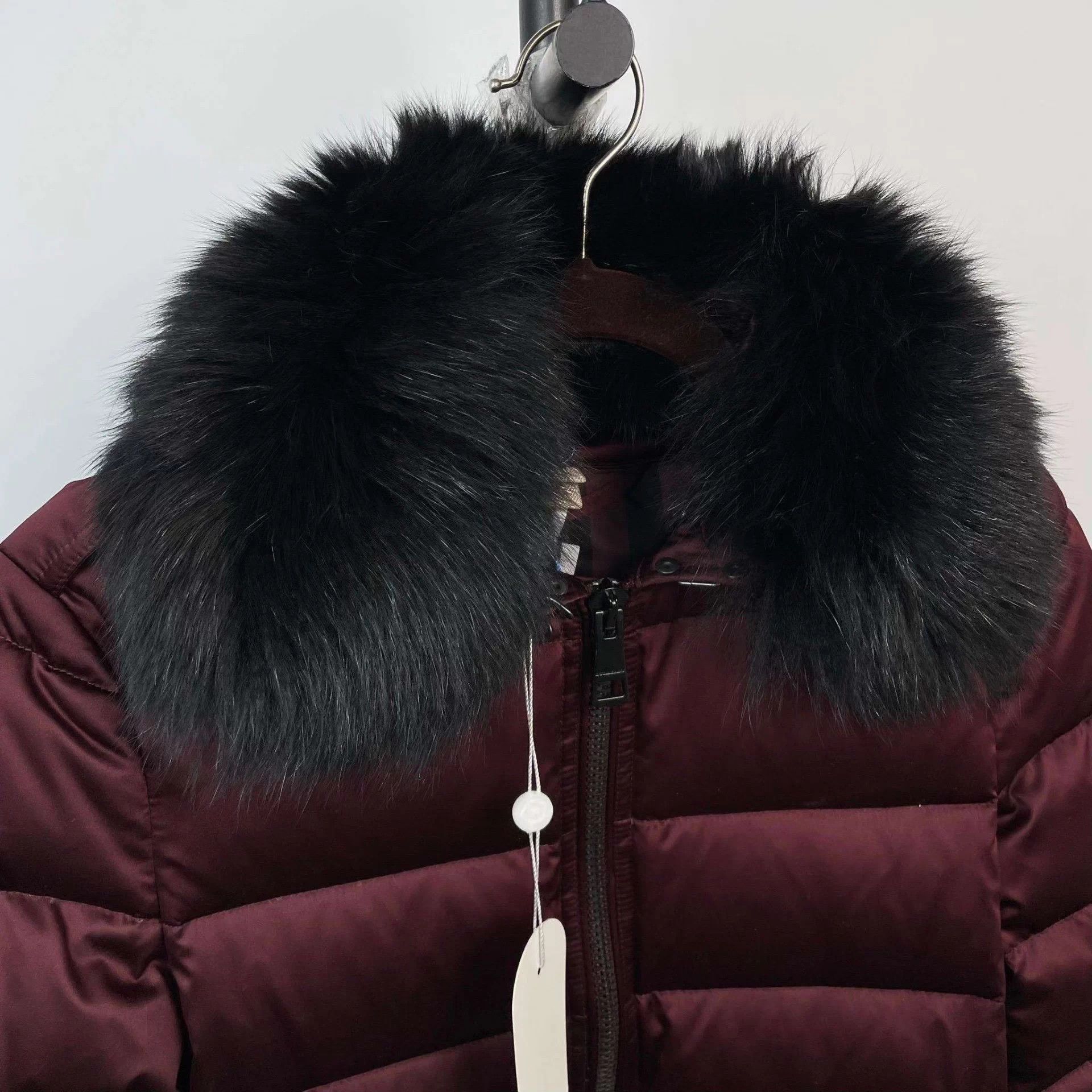 Burberry Burberry burgundy down jacket 38 NWT Size S / US 4 / IT 40 - 3 Thumbnail
