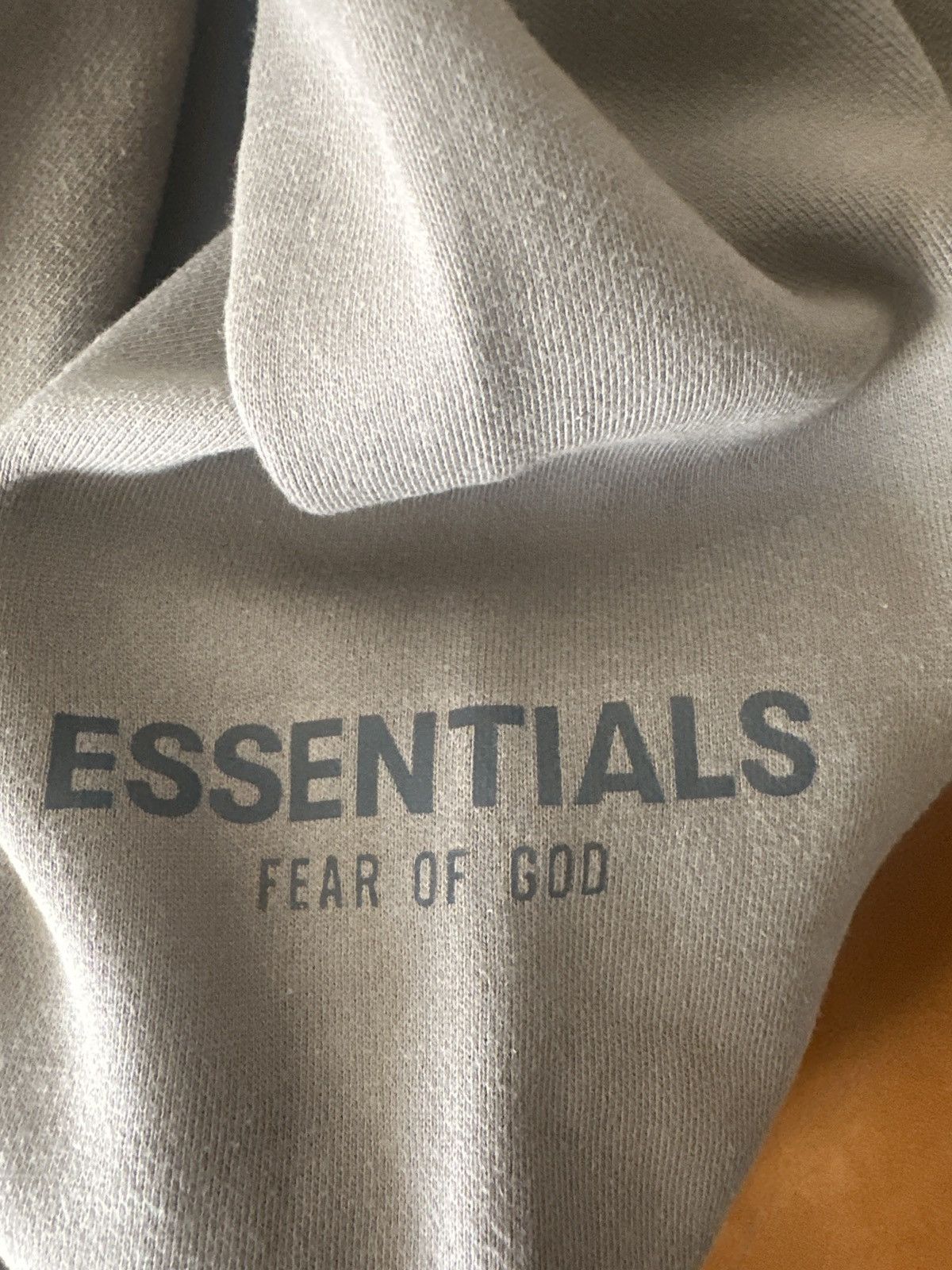 Fear of God Fear of God Essentials Crewneck Applique Logo Size US S / EU 44-46 / 1 - 9 Thumbnail