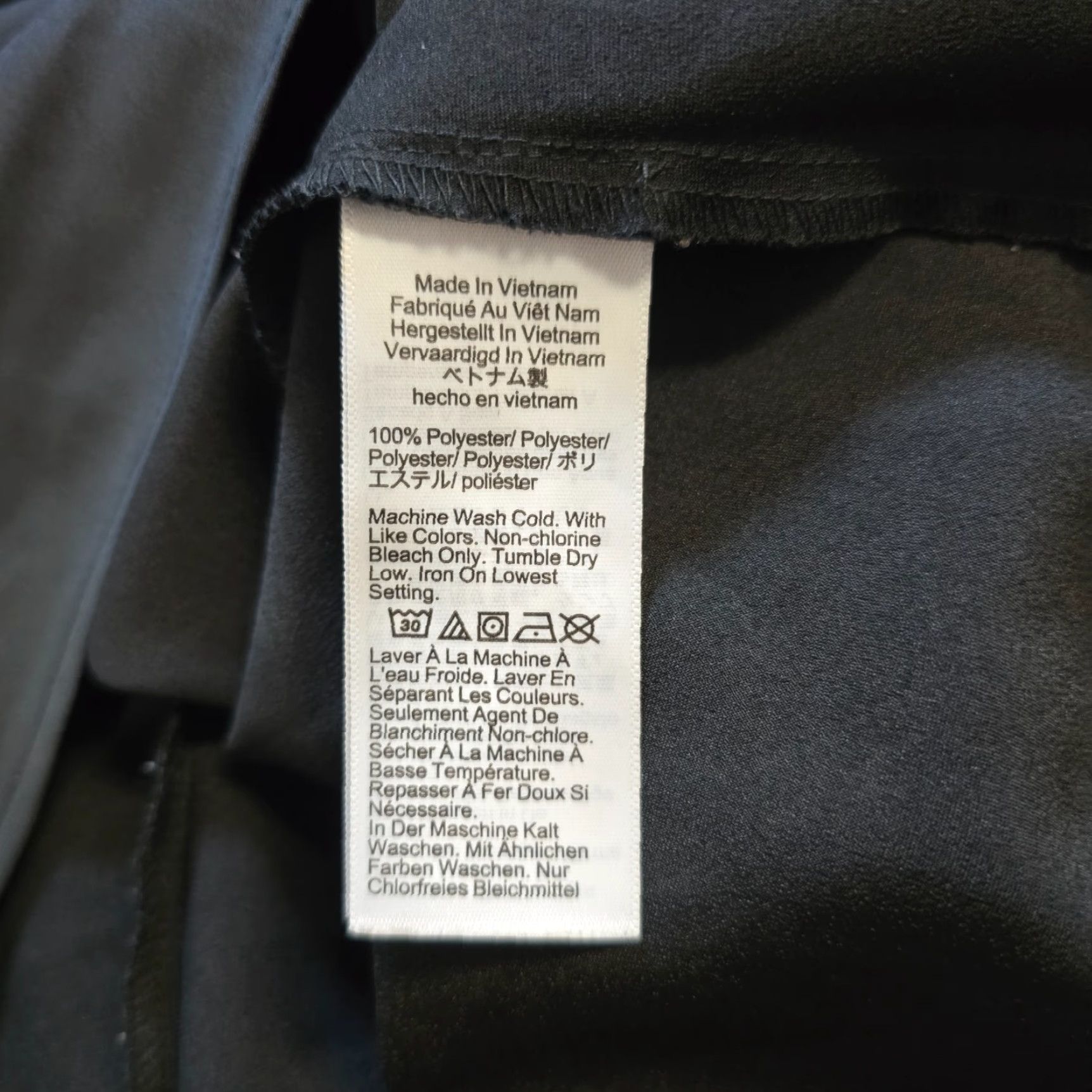 J.Crew J.CREW Blouse Womens 2XL Black Satin Flare Sleeve Casual Office Capsule Neutral Size XXL / US 16-18 / IT 52-54 - 7 Thumbnail