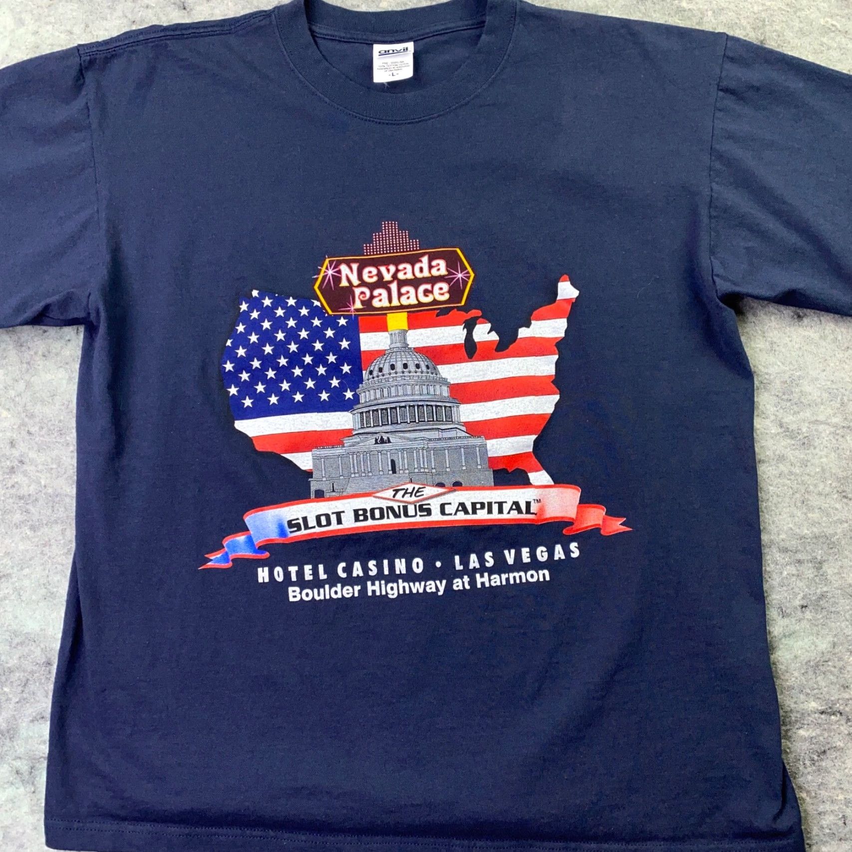 Anvil VINTAGE Nevada Palace Shirt Mens L Blue Las Vegas Slot Bonus Capital Patriotic Flag Size US L / EU 52-54 / 3 - 2 Thumbnail