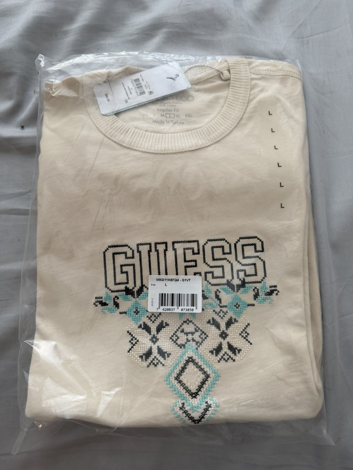Guess Guess Vintage Short Sleeve T-shirt Size US L / EU 52-54 / 3 - 1 Thumbnail
