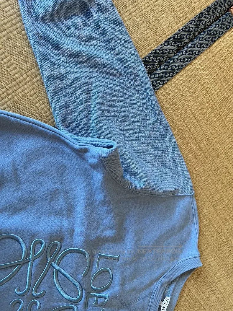 Loewe Loewe Sweatshirt Size S / US 4 / IT 40 - 2 Thumbnail