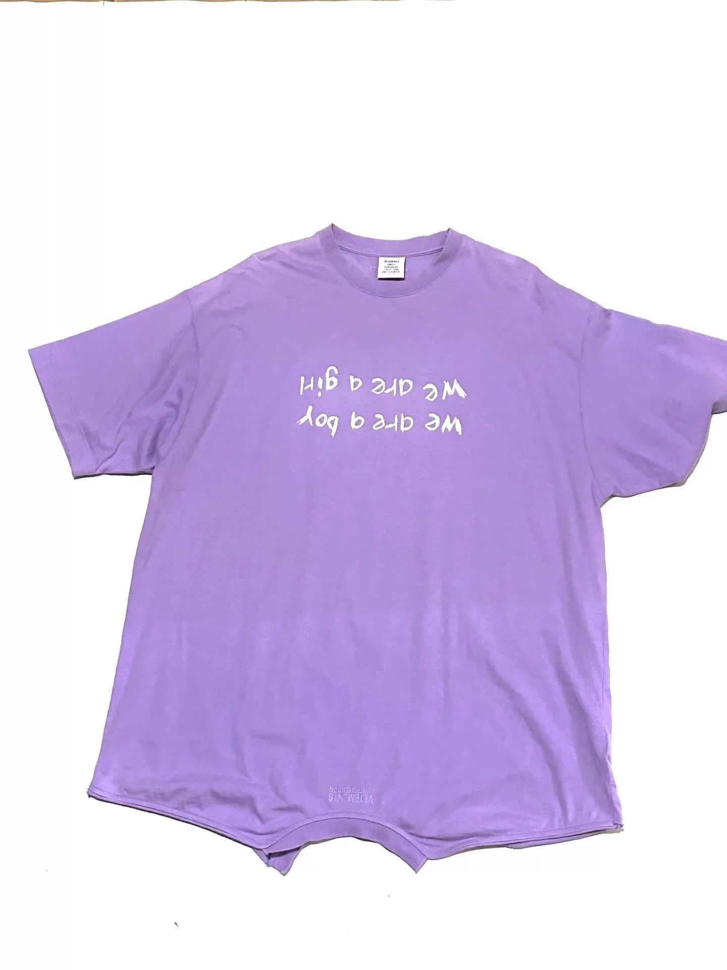 Vetements Vetements Back Slogan Smiley Short Sleeve Size US S / EU 44-46 / 1 - 1 Thumbnail