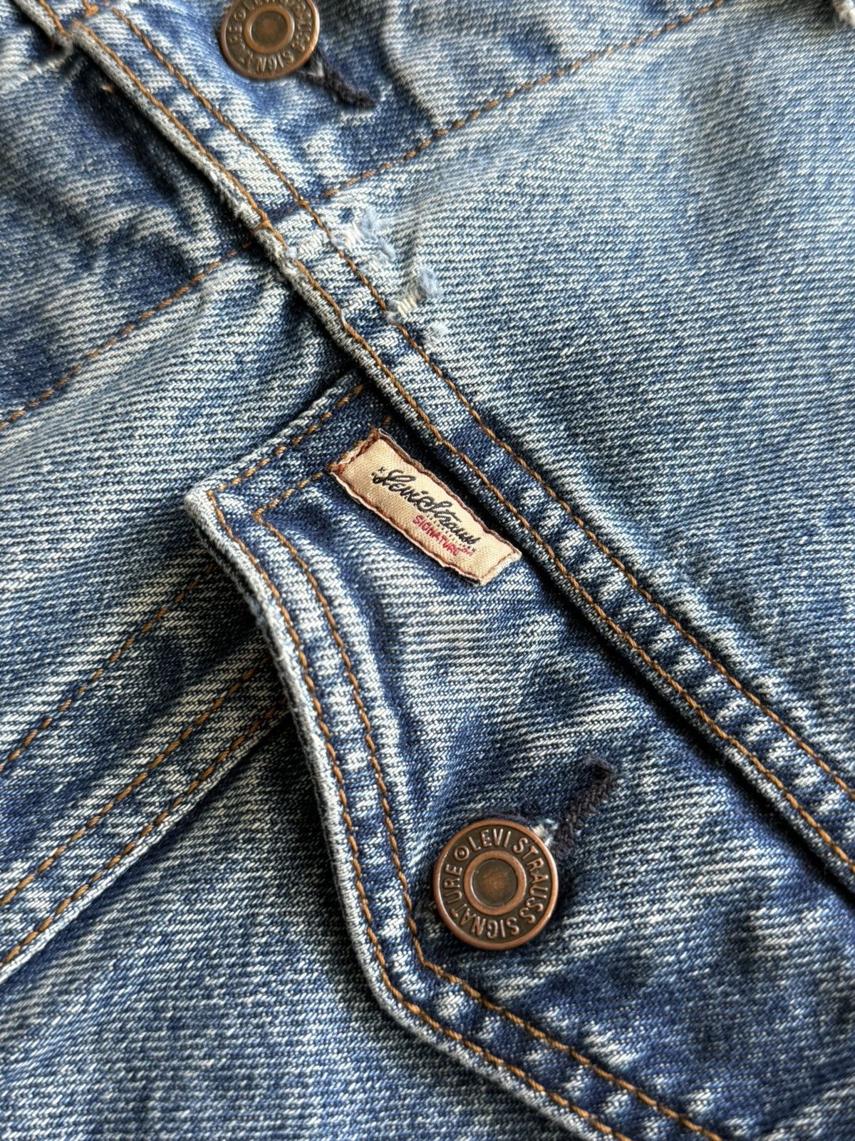 Levi's 2000’s Levi’s Signature denim trucker jacket vintage Size US XL / EU 56 / 4 - 5 Thumbnail