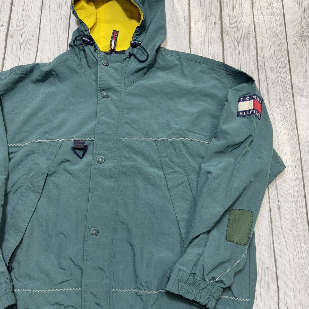 Tommy Hilfiger × Vintage Vintage Tommy Hilfiger jacket Size US L / EU 52-54 / 3 - 3 Thumbnail