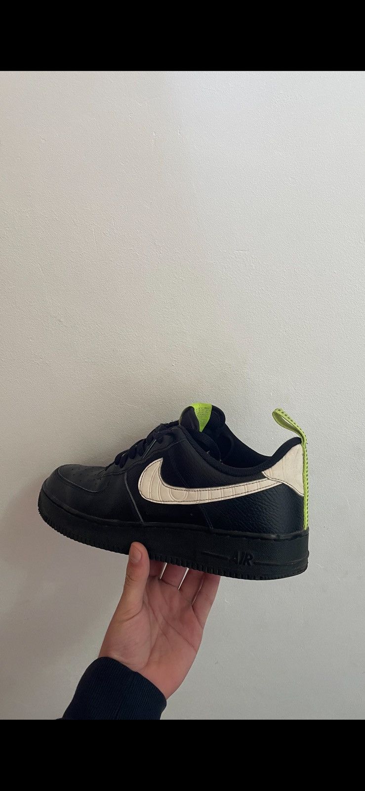 Nike Air Force One Black Size US 9.5 / EU 42-43 - 10 Thumbnail