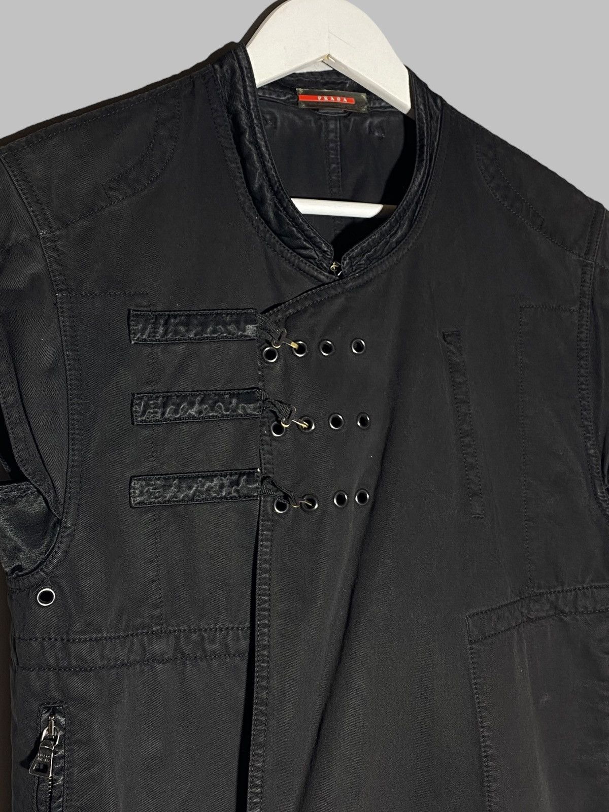 Prada Vintage 1990s Prada Avant Garde Archive Hook Detail Vest Size US S / EU 44-46 / 1 - 3 Thumbnail