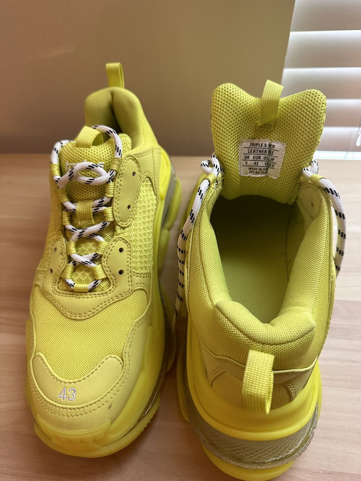 Balenciaga Balenciaga Triple S Clear Sole - Fluo Size US 10 / EU 43 - 8 Thumbnail
