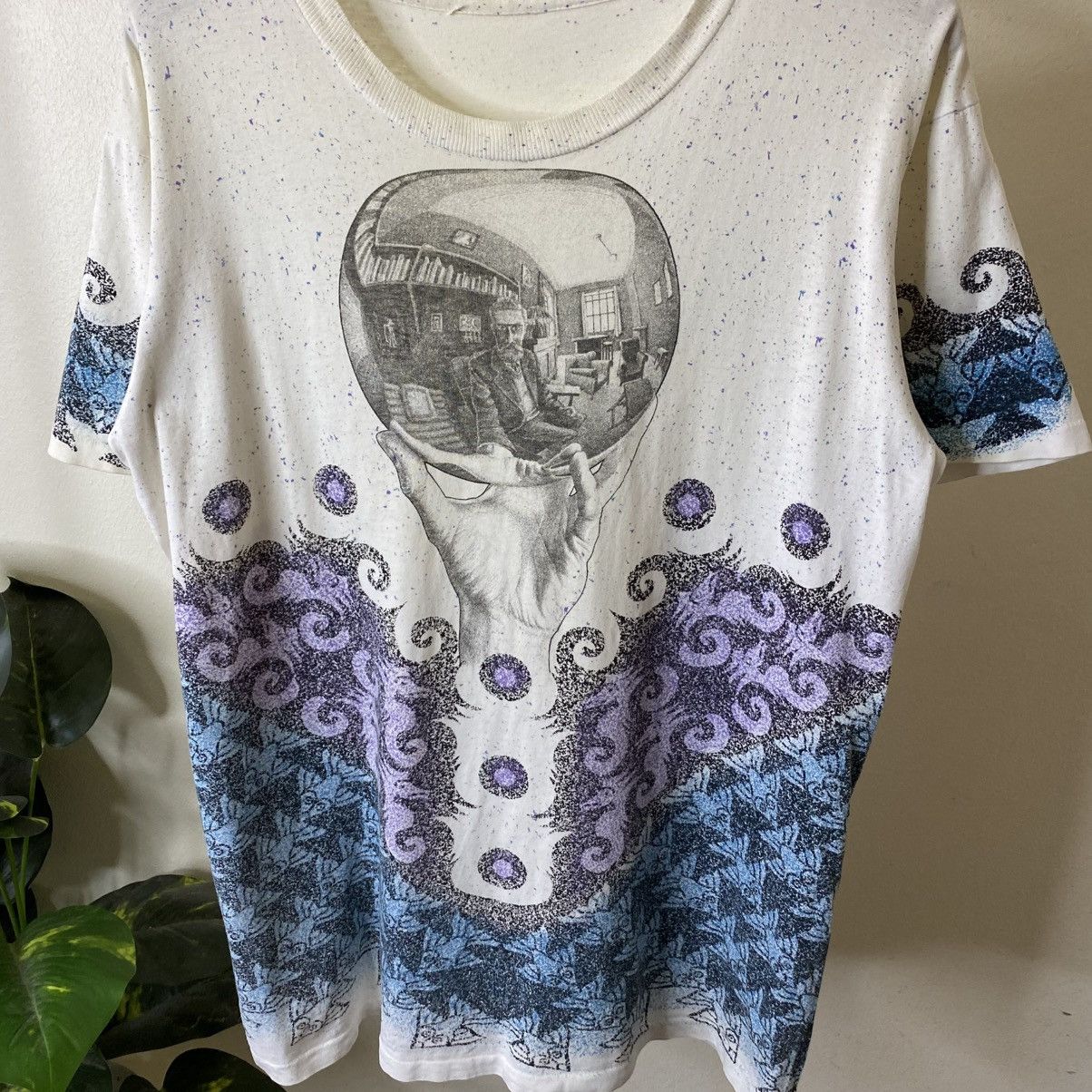 Vintage Vintage 90s M.C. Escher Andazia all-over print Art T shirt Size US L / EU 52-54 / 3 - 2 Thumbnail
