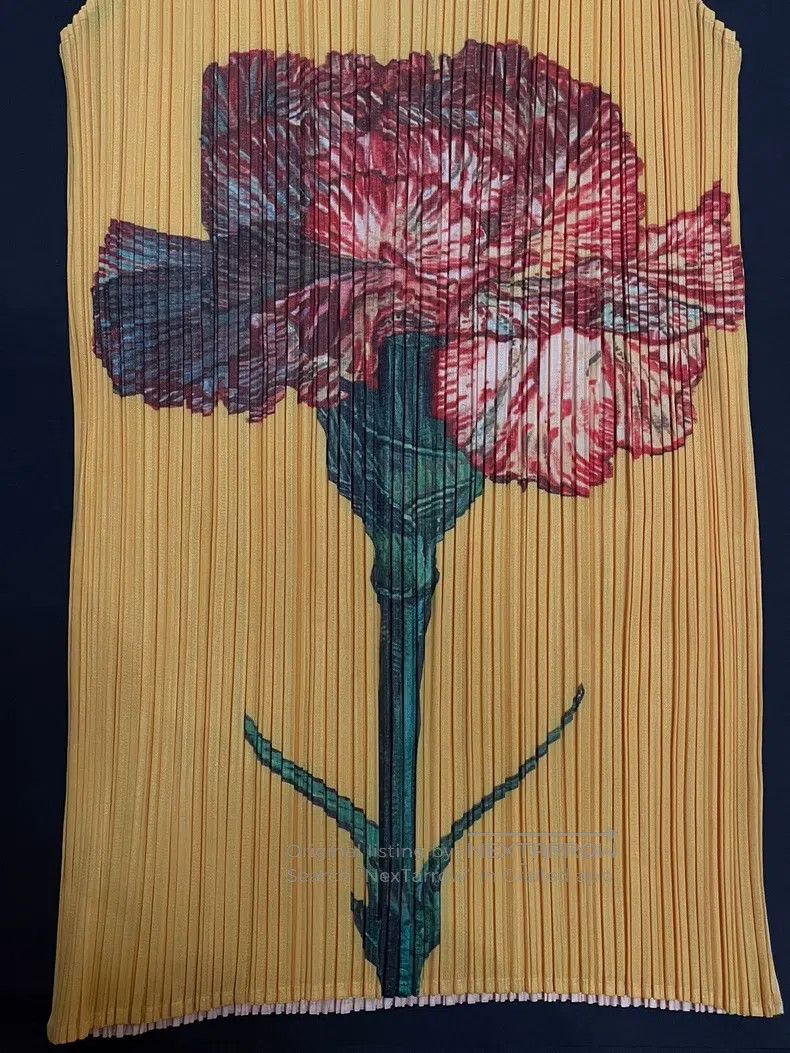 Issey Miyake Issey Miyake Ruched Carnation Tank Top Size L / US 10 / IT 46 - 2 Thumbnail