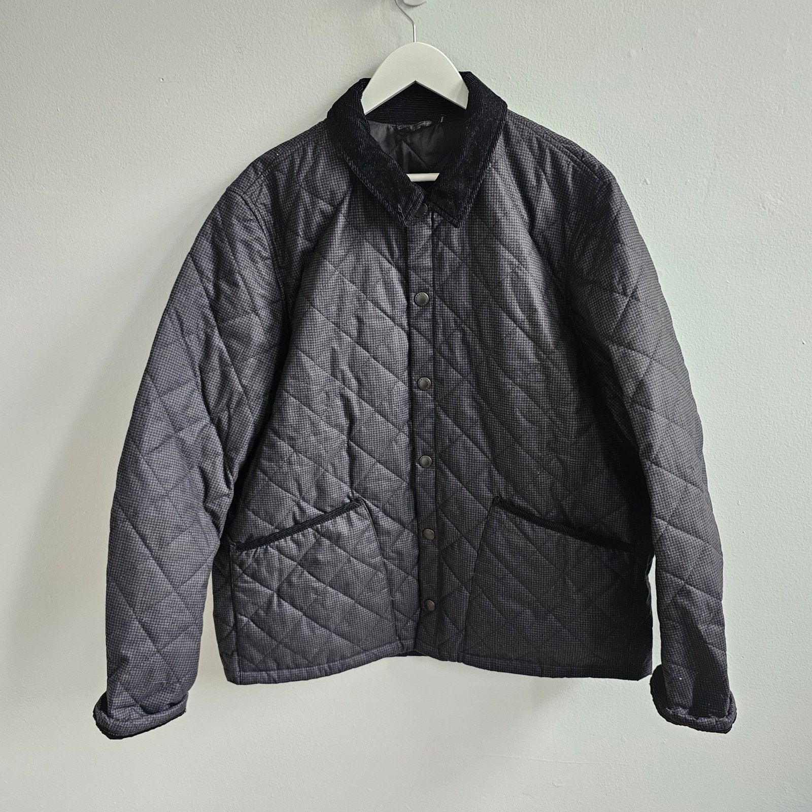 image of Barbour Diamond Quilted Jacket in Grey, Men's (Size 2XL)