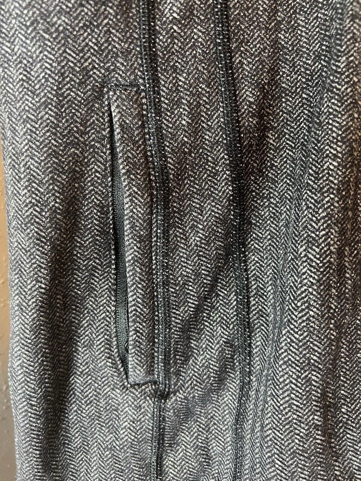 Designer Lululemon Daily Practice Jacket Hooded Women Size 6 Full Zip Size M / US 6-8 / IT 42-44 - 5 Thumbnail