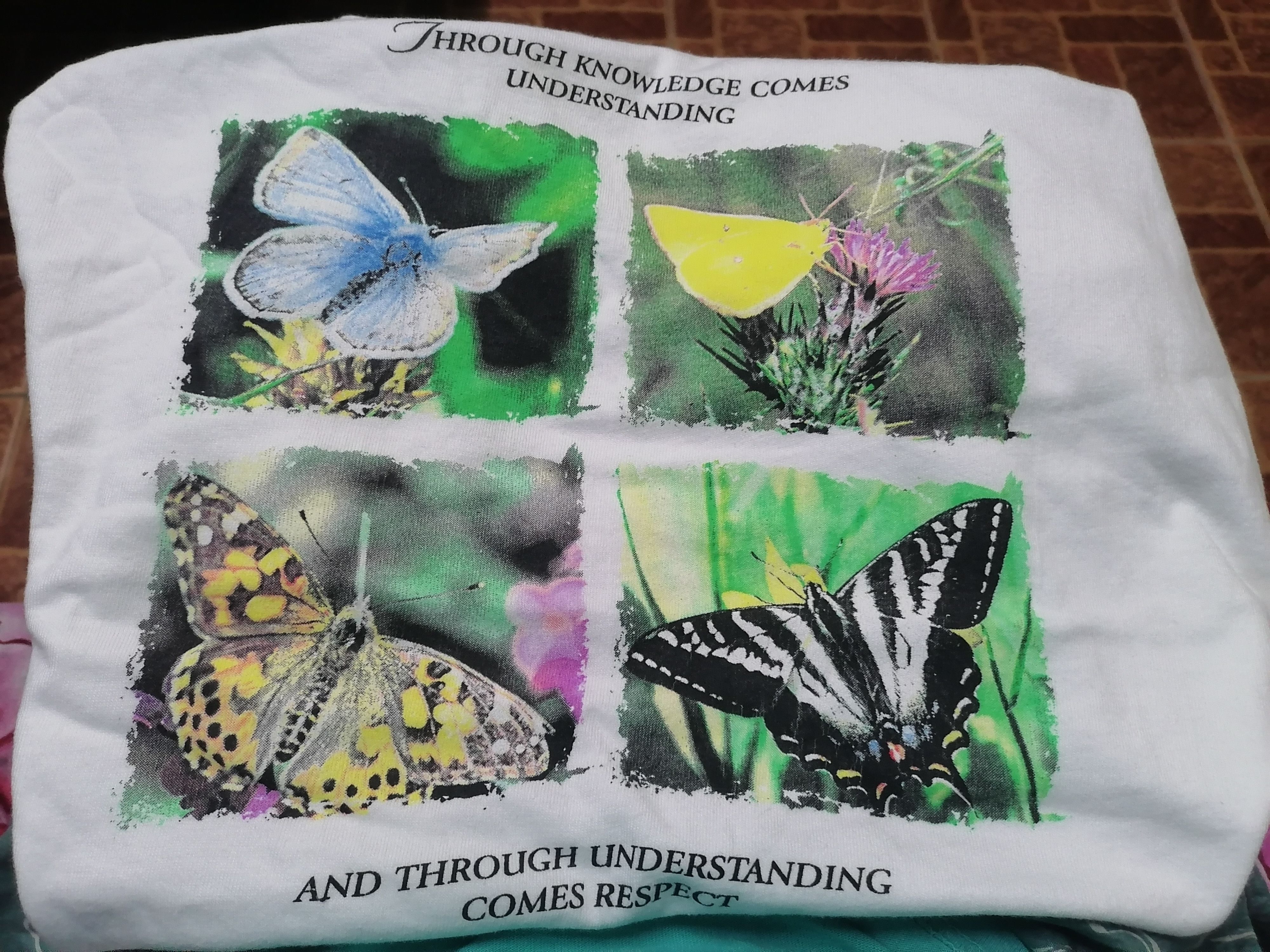 Vintage Vintage Butterfly Tshit Size US M / EU 48-50 / 2 - 2 Thumbnail
