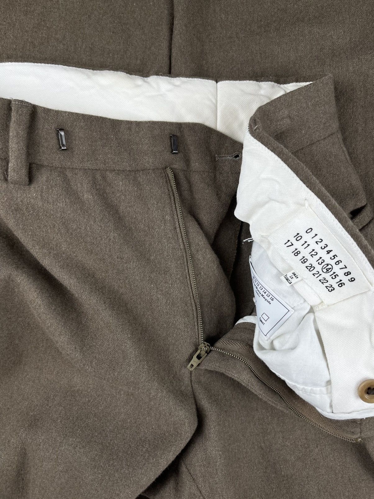Maison Margiela AW15 Maison Margiela Virgin Wool Pants Trousers Brown Size US 32 / EU 48 - 6 Thumbnail