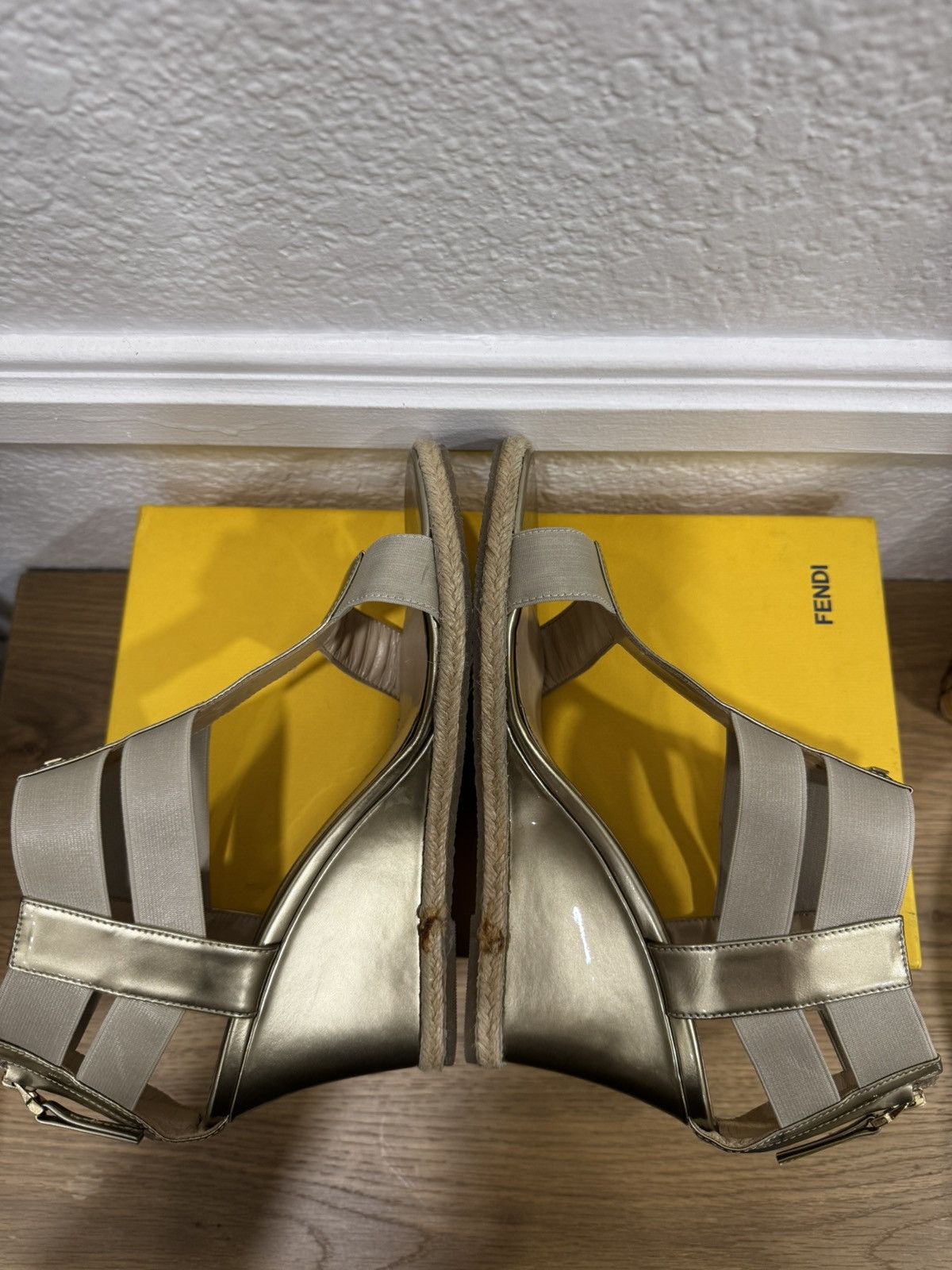 Fendi Fendi Zeppa Vernice + Elastico Wedge Sandals Size US 6 / IT 36 - 7 Thumbnail