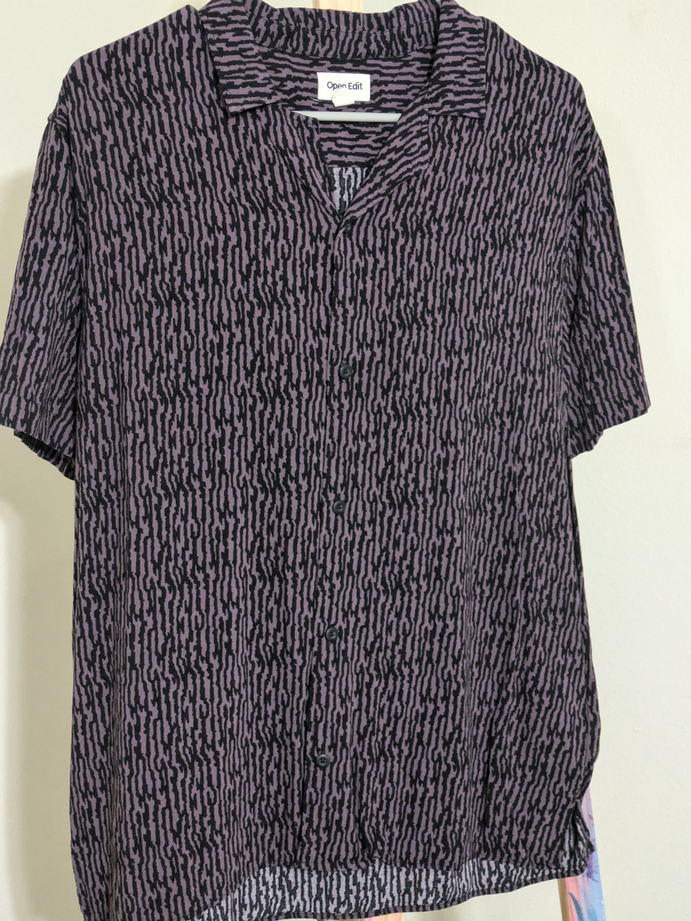 Nordstrom Open edit Zebra Print Short Sleeve Button-up Size US L / EU 52-54 / 3 - 1 Thumbnail