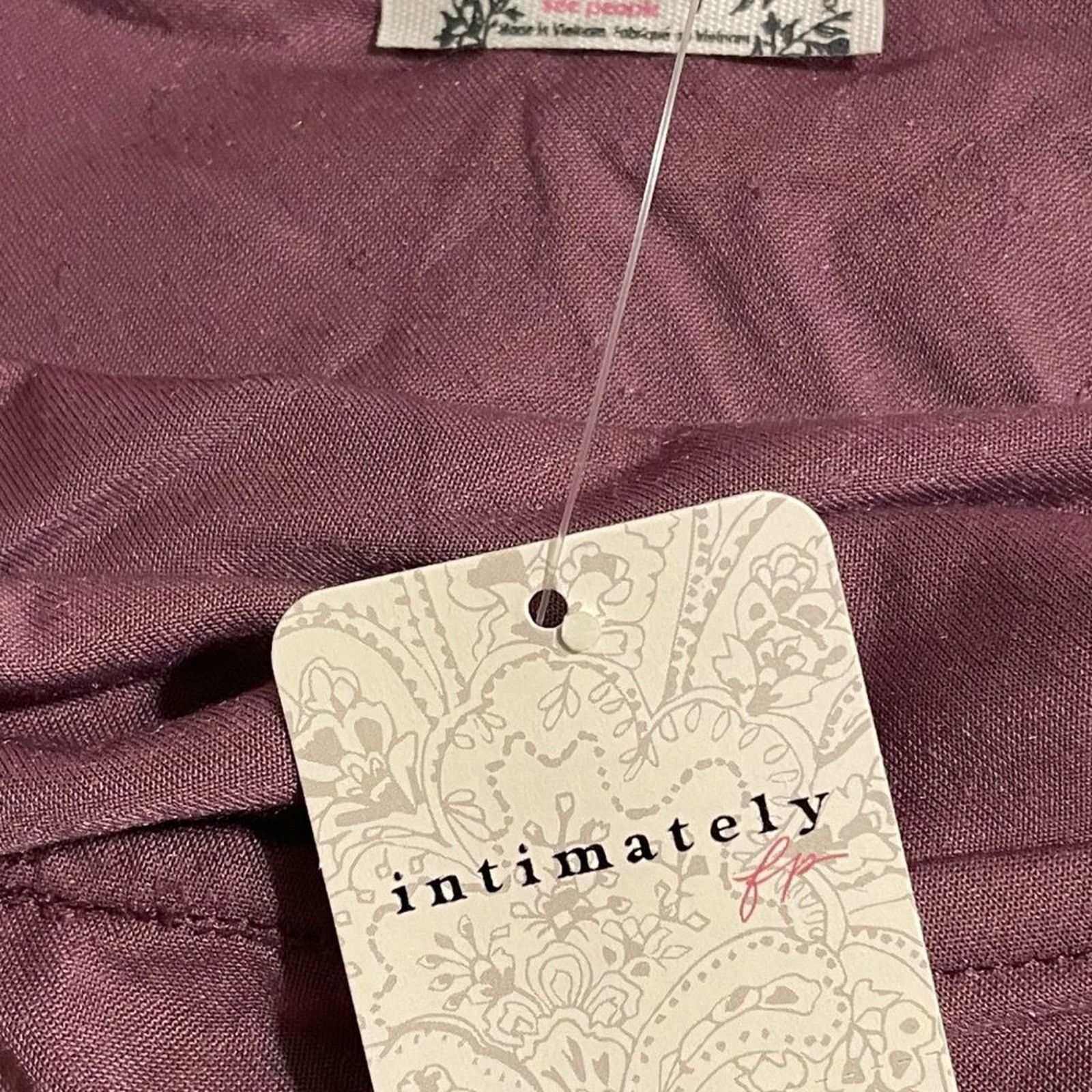 Free People Free People Intimates All Night Velvet Camisole Fig Jam XS Size XS / US 0-2 / IT 36-38 - 14 Thumbnail