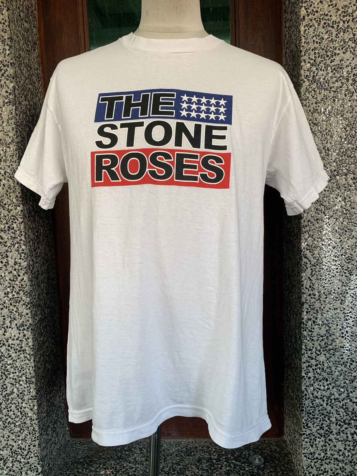 image of Band Tees x Rock T Shirt Vintage The Stone Roses English Rock Band T Shirt in White (Size Medium)
