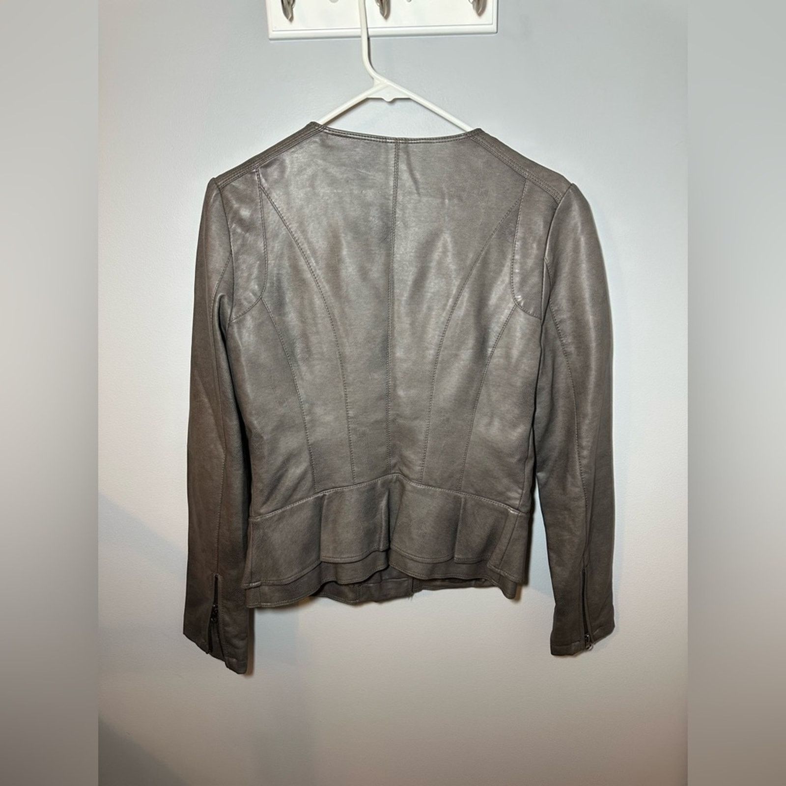 Neiman Marcus NEIMAN MARCUS CUSP Faux Leather Moto Biker Jacket Women Sz M Size M / US 6-8 / IT 42-44 - 5 Thumbnail