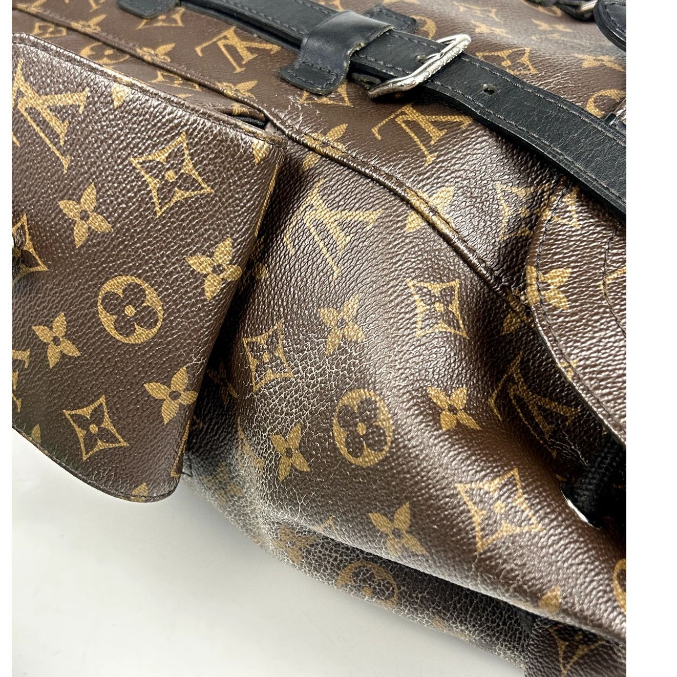 Louis Vuitton Louis Vuitton Christopher MM Backpack Size ONE SIZE - 8 Thumbnail