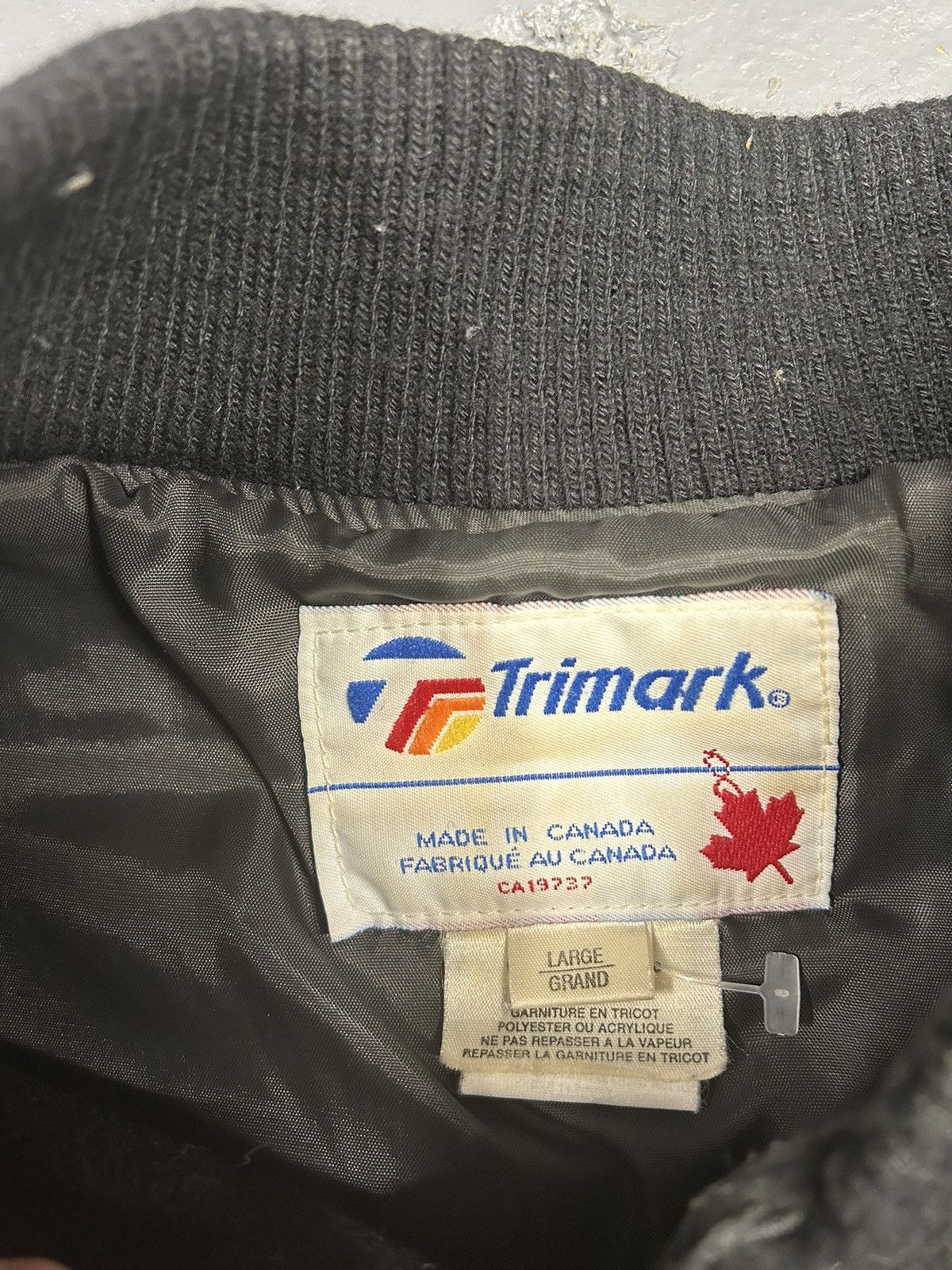 Cadillac × Vintage Crazy Vintage 90s Black Quilt Lined Cadillac Zip Up Jacket Size US L / EU 52-54 / 3 - 2 Thumbnail
