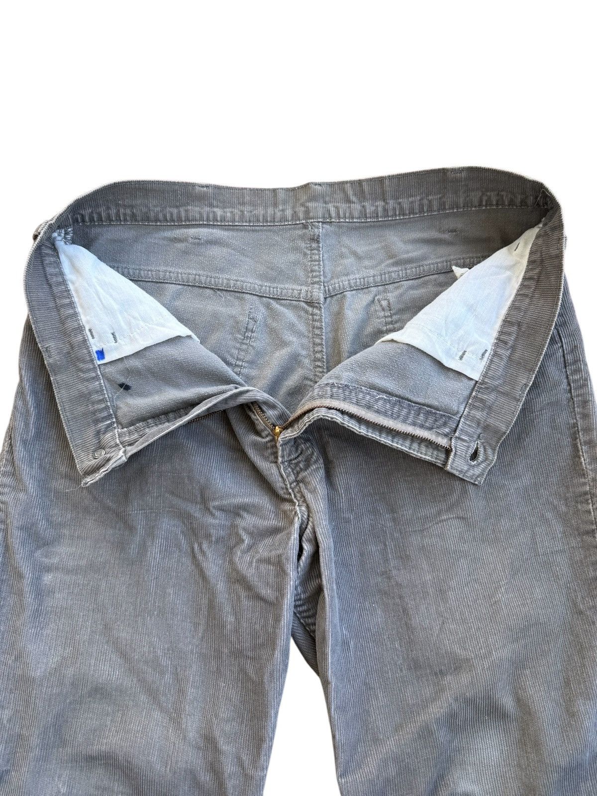 Levi's Vintage 1970s Levis Grey Corduroy Pants Size US 36 / EU 52 - 7 Thumbnail