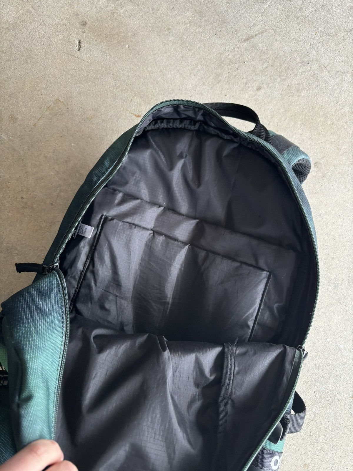 Oakley Vintage Oakley Software Y2K Multicoloured Tactical Backpack Size ONE SIZE - 7 Thumbnail
