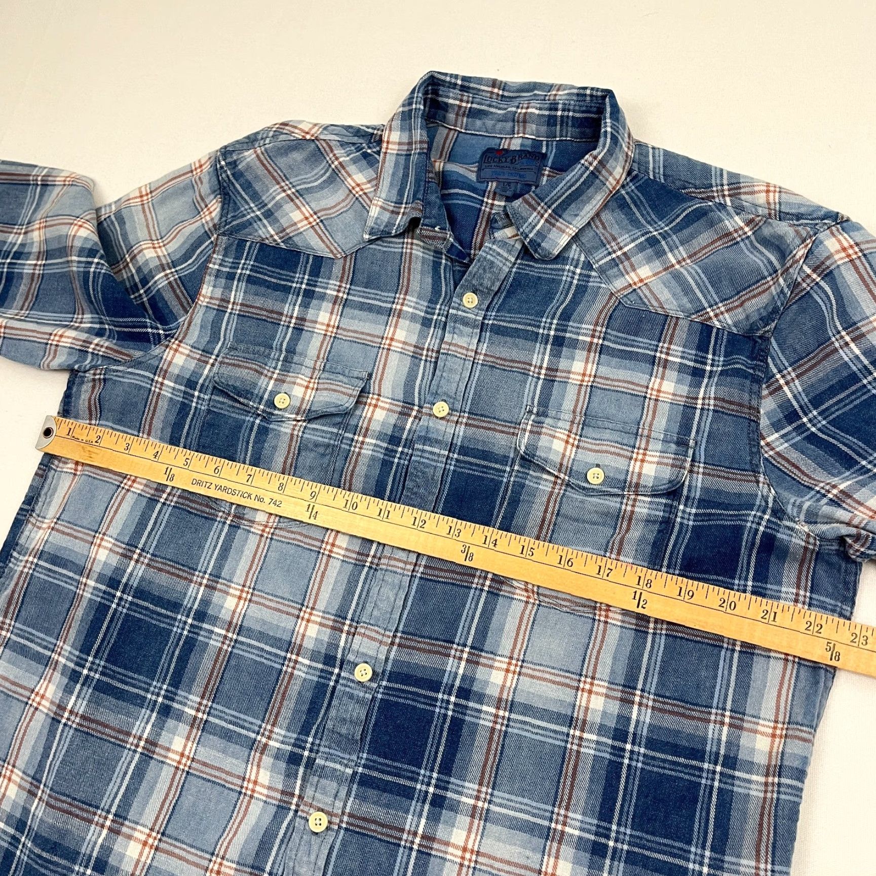 Lucky Brand Lucky Brand Flannel Shirt Mens L True Indigo Blue Workwear Button Up Twin Pocket Shirt Mens L Blue Plaid Casual Workwear Vintage No Size US L / EU 52-54 / 3 - 6 Thumbnail