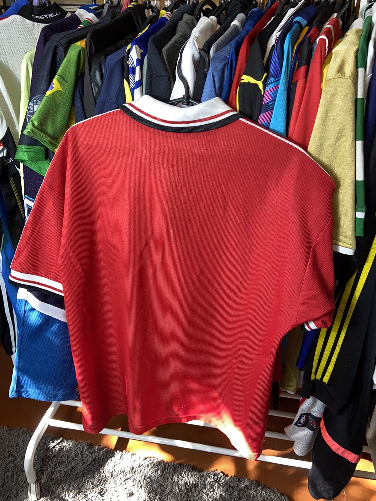 Vintage RARE 🧨UMBRO MANCHESTER UNITED 98/00 SOCCER FOOTBALL JERSEY Size US M / EU 48-50 / 2 - 6 Thumbnail