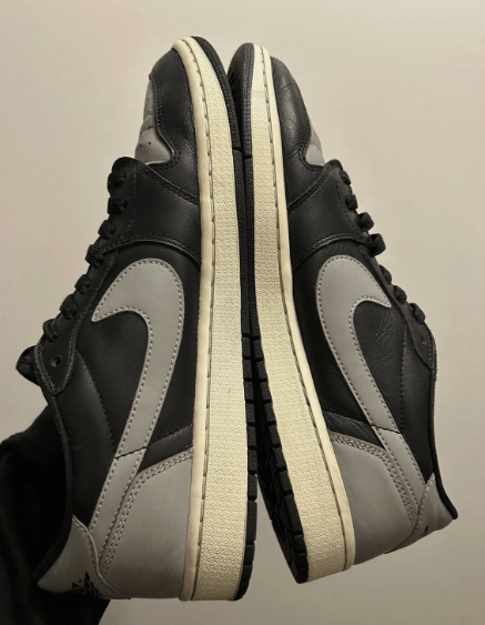 Jordan Brand Nike Air Jordan 1 Low OG Shadow Size US 10 / EU 43 - 3 Thumbnail