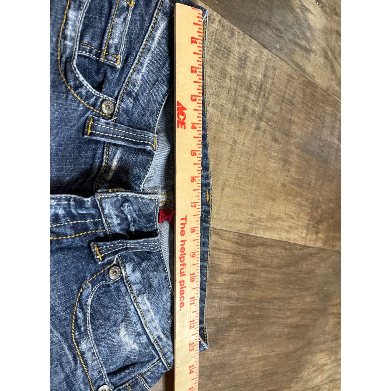 Guess GUESS Shorts Blue Denim Cut Off Distressed Regular Waist 27 in Women Vintage Size 27" / US 4 / IT 40 - 3 Thumbnail