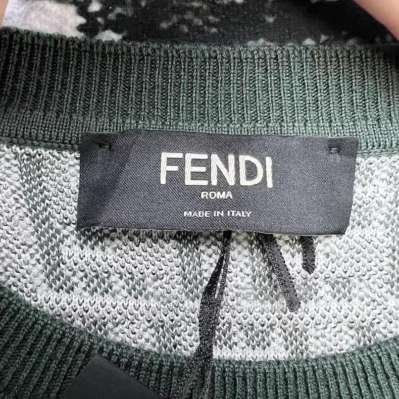 Fendi Fendi FF Monogram Printed Short Sleeve Knit Sweater Green Size US S / EU 44-46 / 1 - 3 Thumbnail