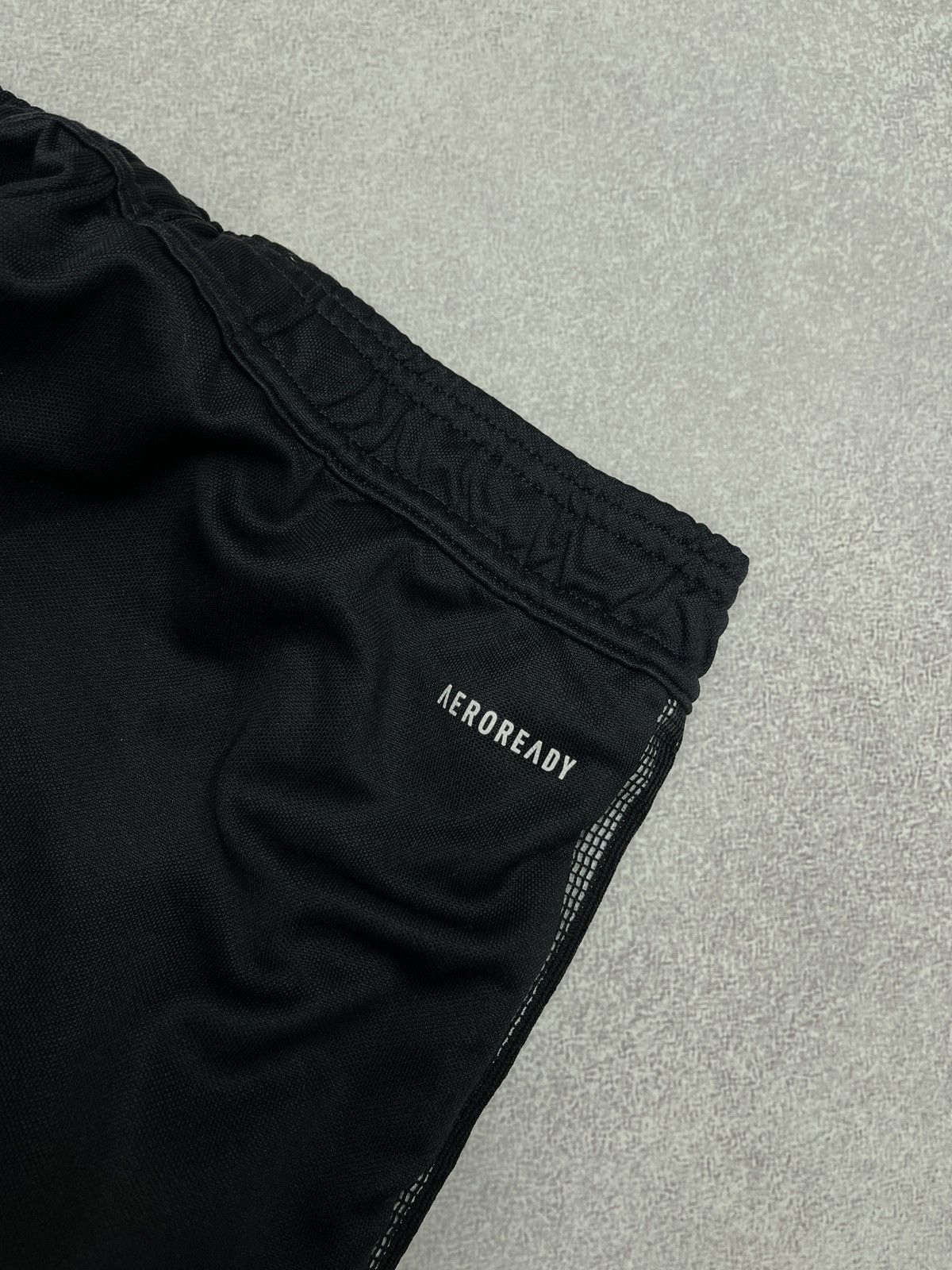 Adidas Mens Adidas Equipment Celtic Football Sweatpants Black Size US 32 / EU 48 - 9 Thumbnail
