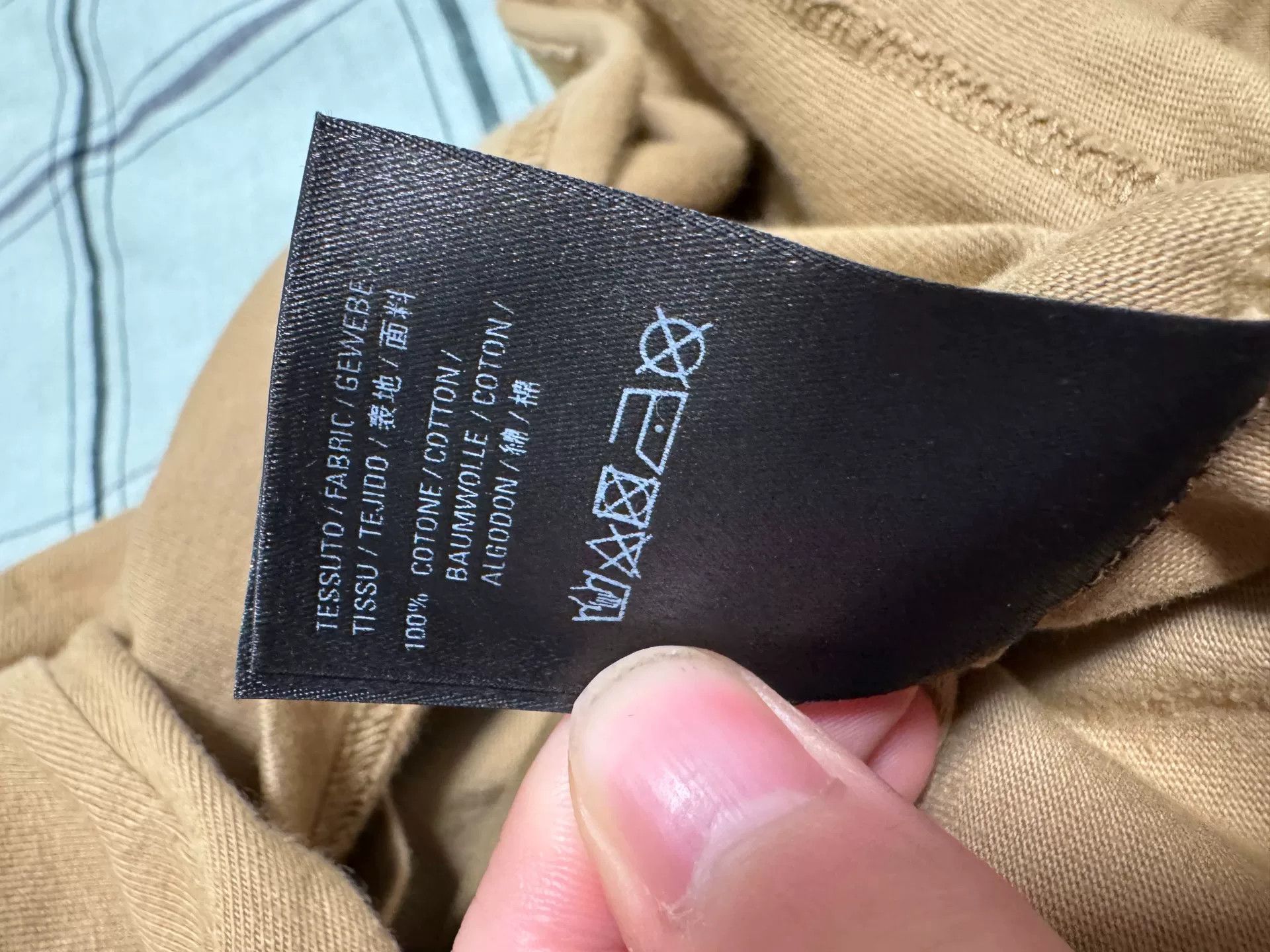 Balenciaga balenciaga khaki logo tee short sleeve shirt Size US L / EU 52-54 / 3 - 5 Thumbnail