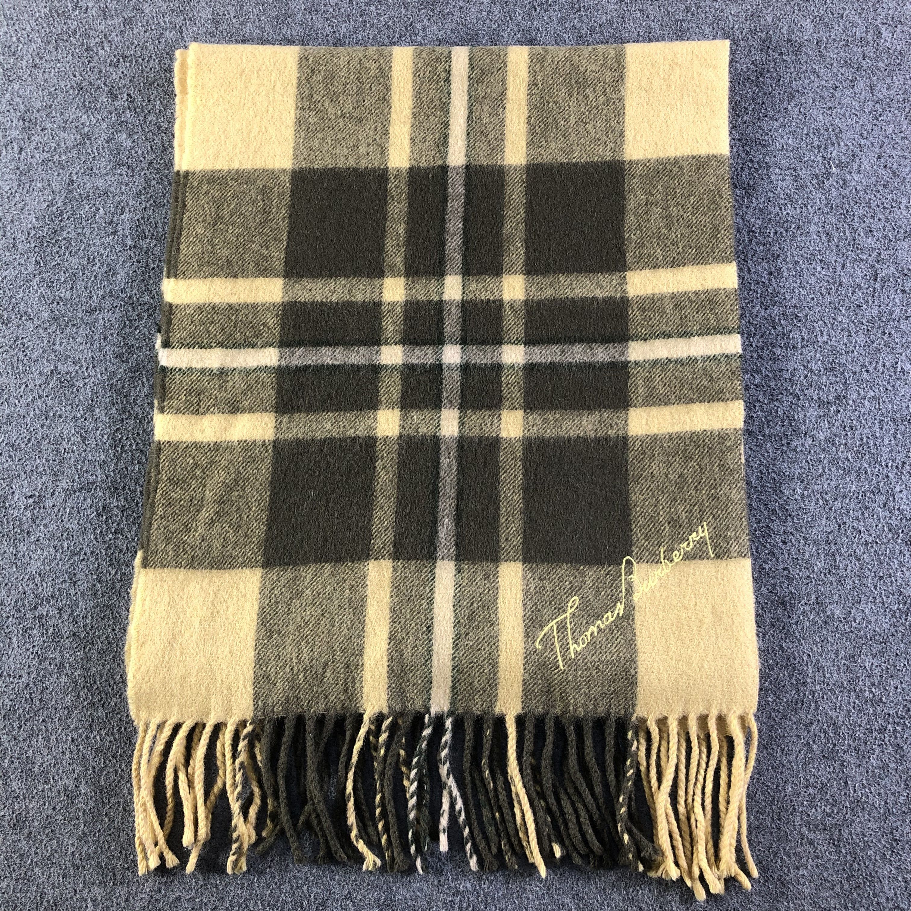 Burberry Burberry Scarf / Muffler / Neckwear Size ONE SIZE - 2 Thumbnail
