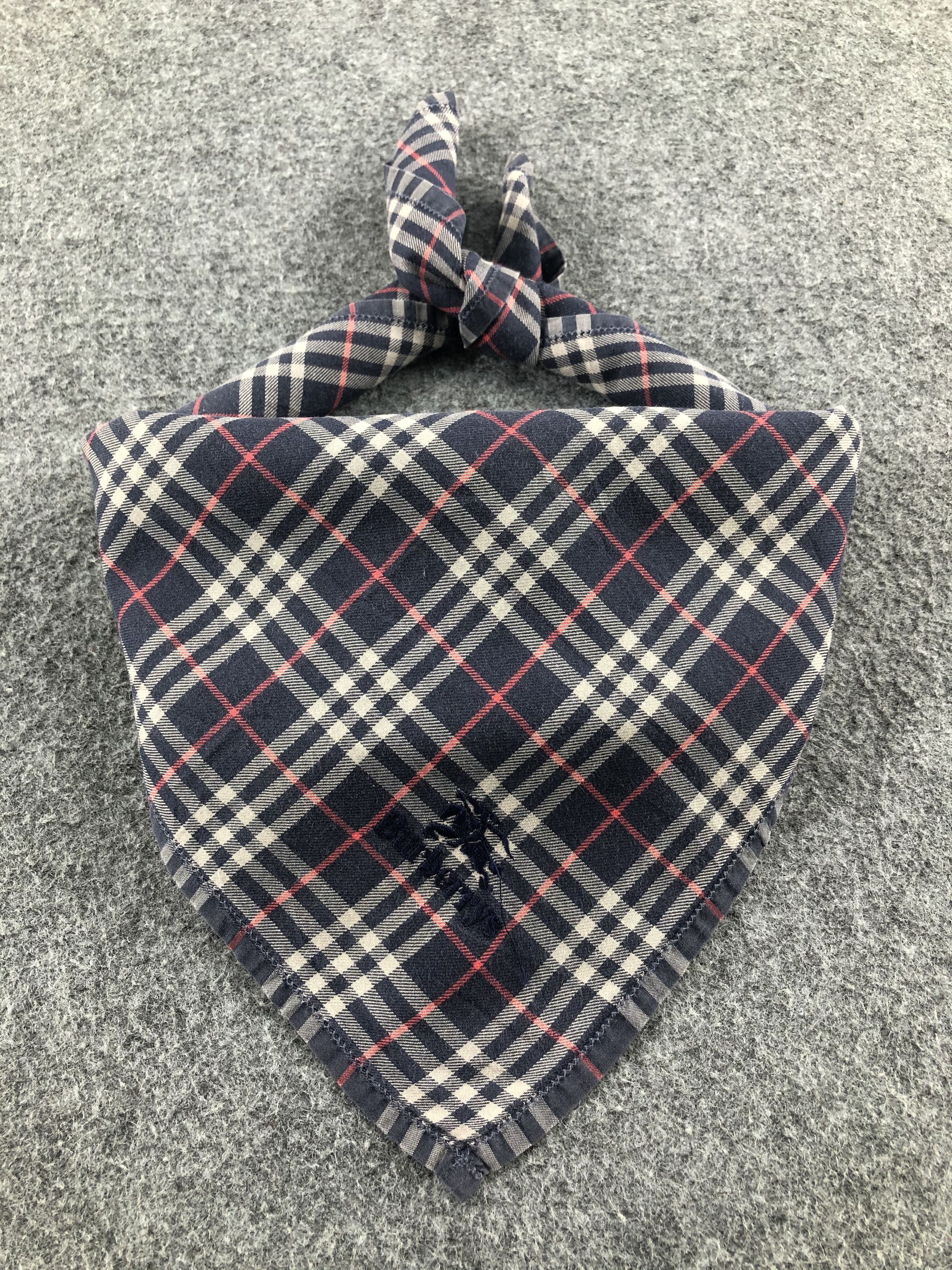 Burberry Burberry Handkerchief / Bandana / Neckerchief / Headband Size ONE SIZE - 1 Thumbnail