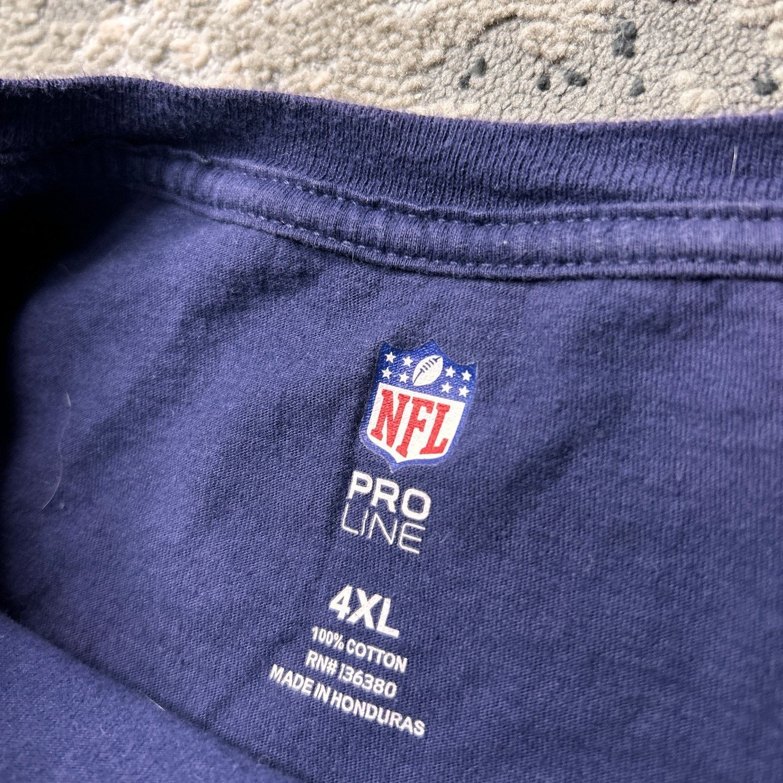 Pro Line Seattle Seahawks Shirt Mens 4XL Navy Blue Pro Line Foot Size US XXL / EU 58 / 5 - 2 Thumbnail
