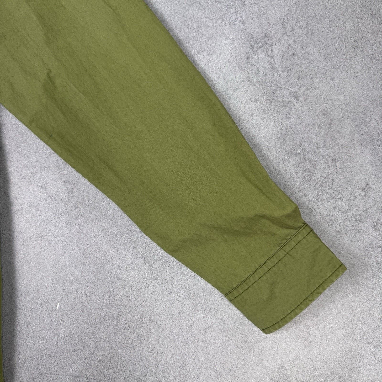 Burton Burton AK Men Linght Overshirt Jacket Nylon Green Size L Size US L / EU 52-54 / 3 - 9 Thumbnail